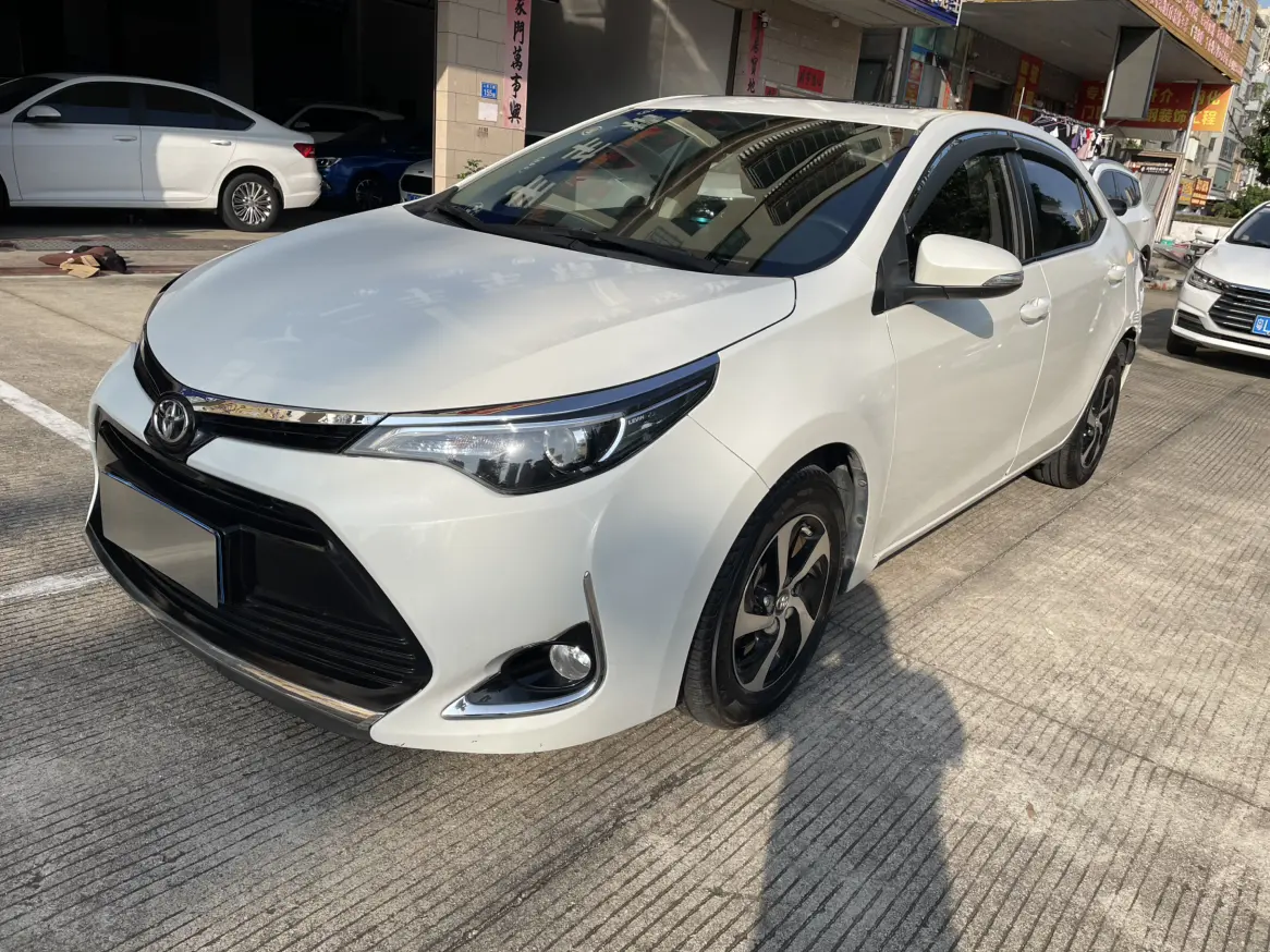 Toyota Levin (Lei Ling)  из Китая