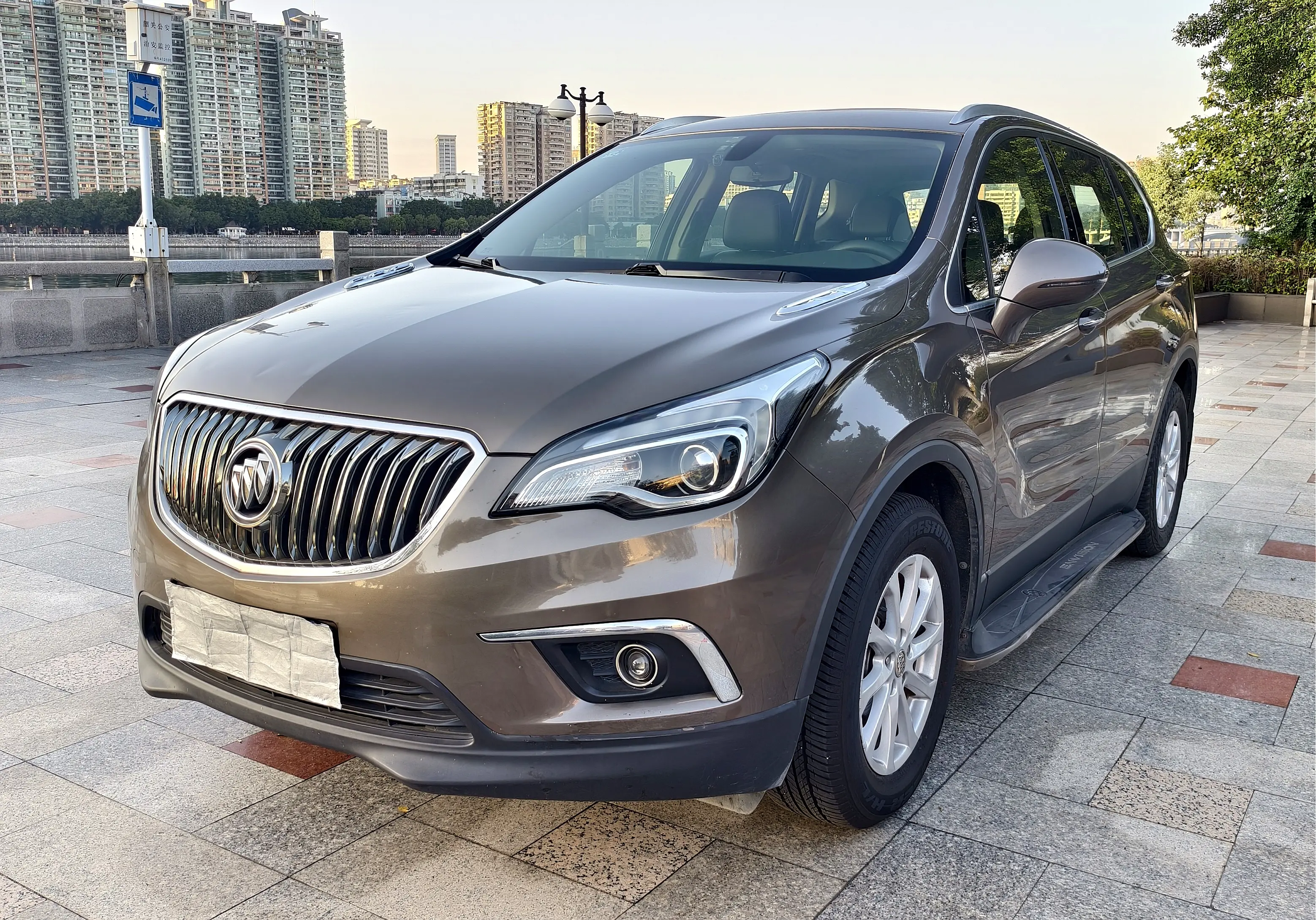 Buick Envision  из Китая