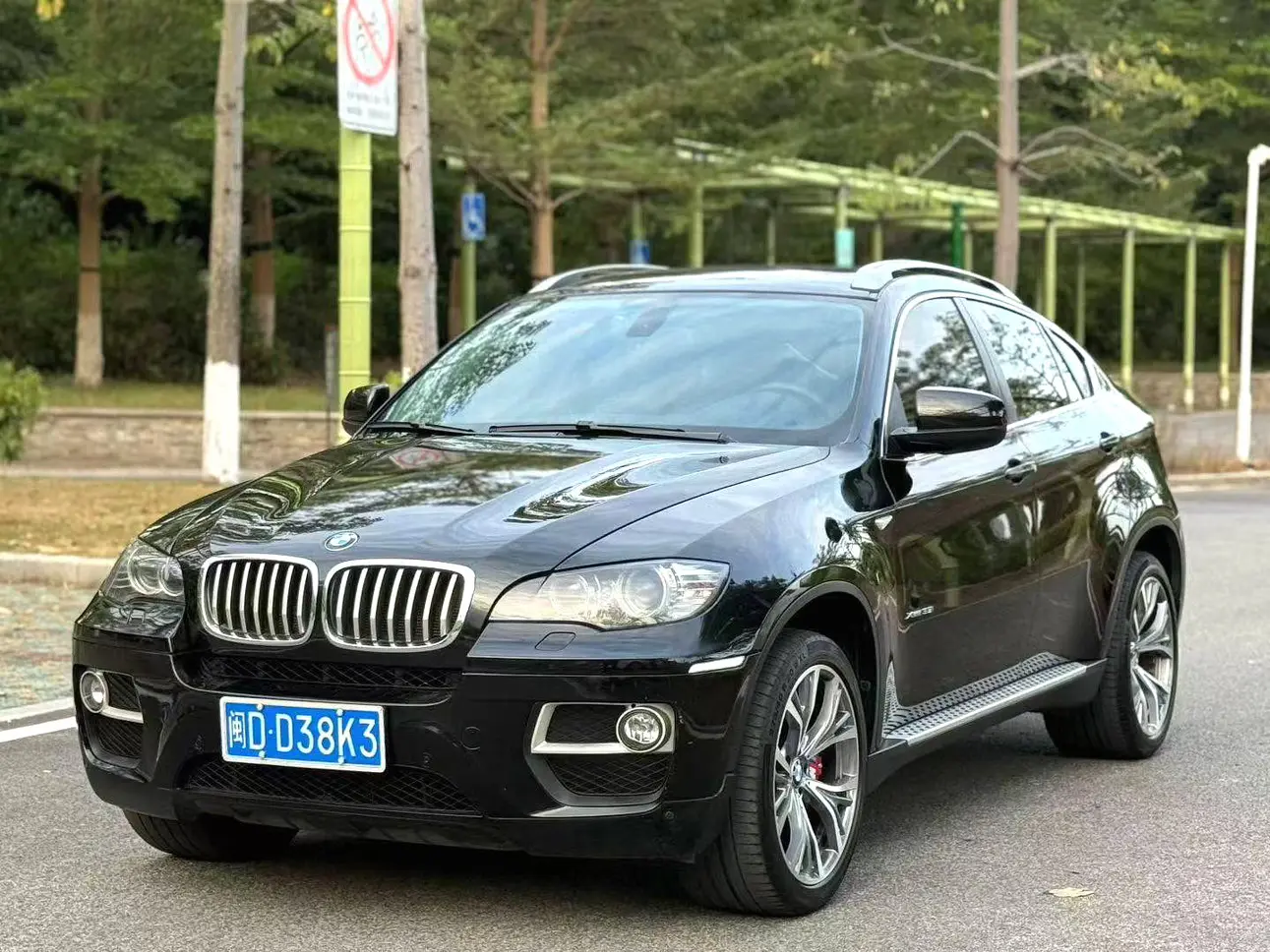 BMW X6  из Китая