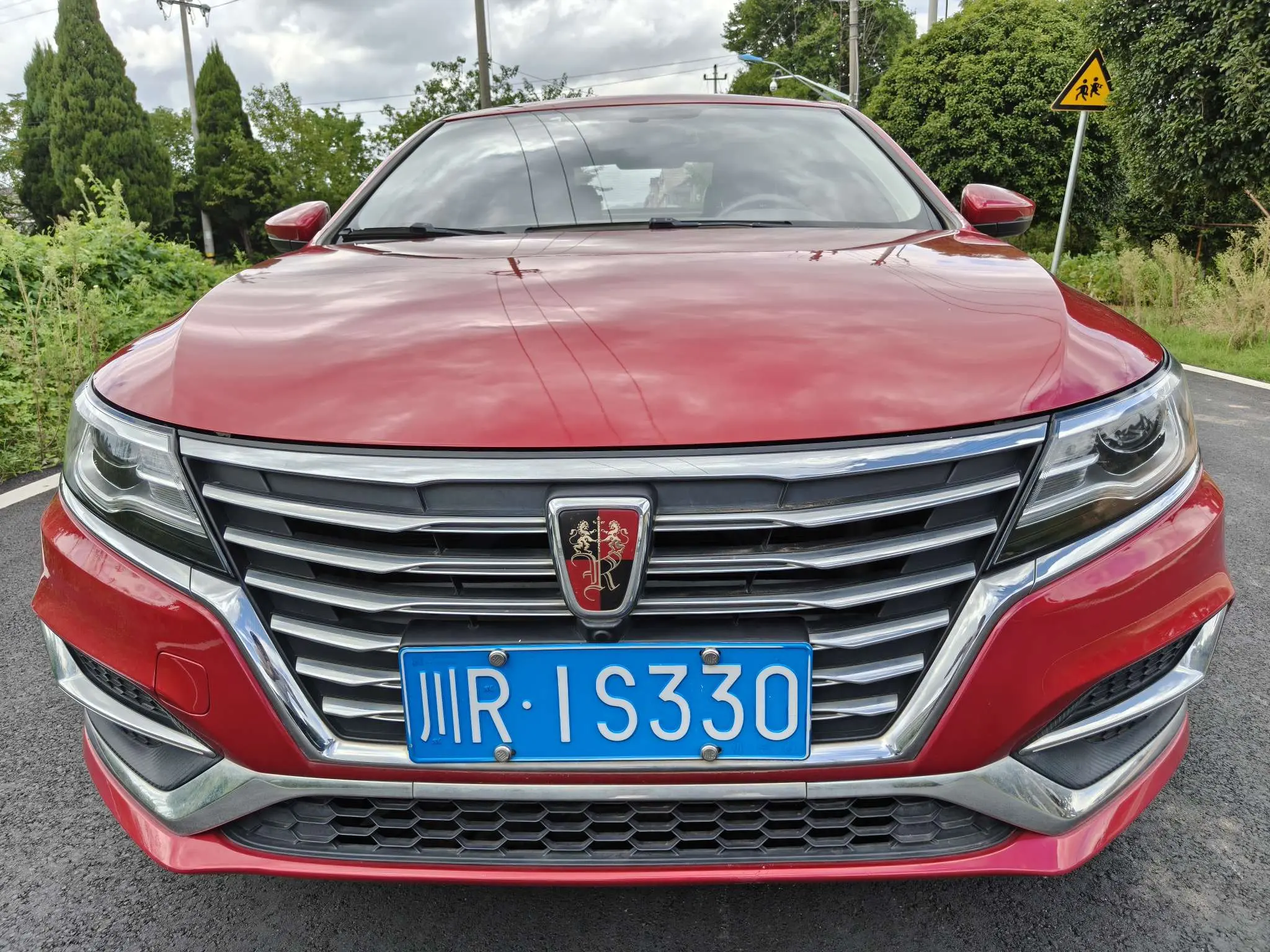 Roewe i6  из Китая