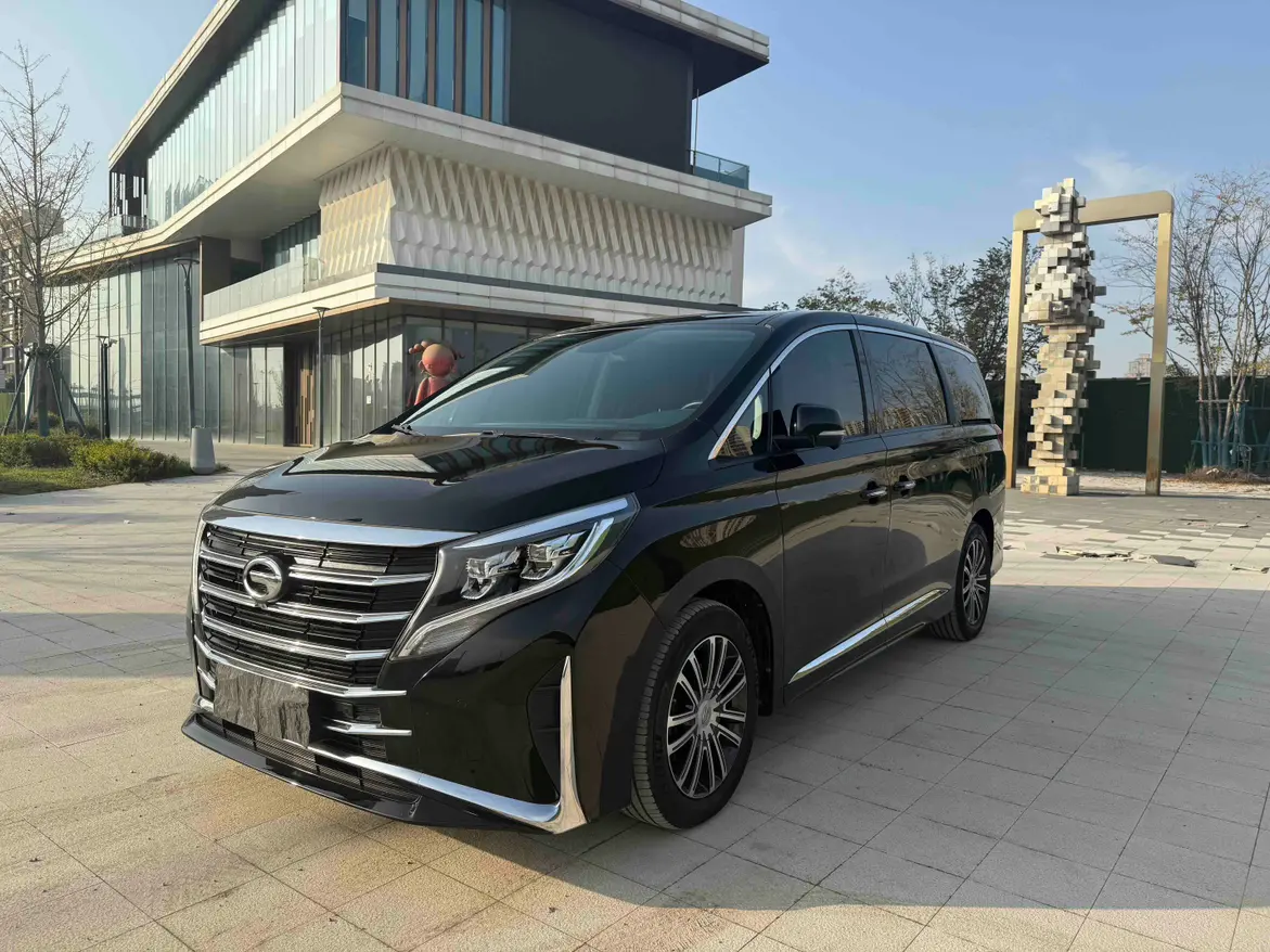 GAC Trumpchi M8  из Китая