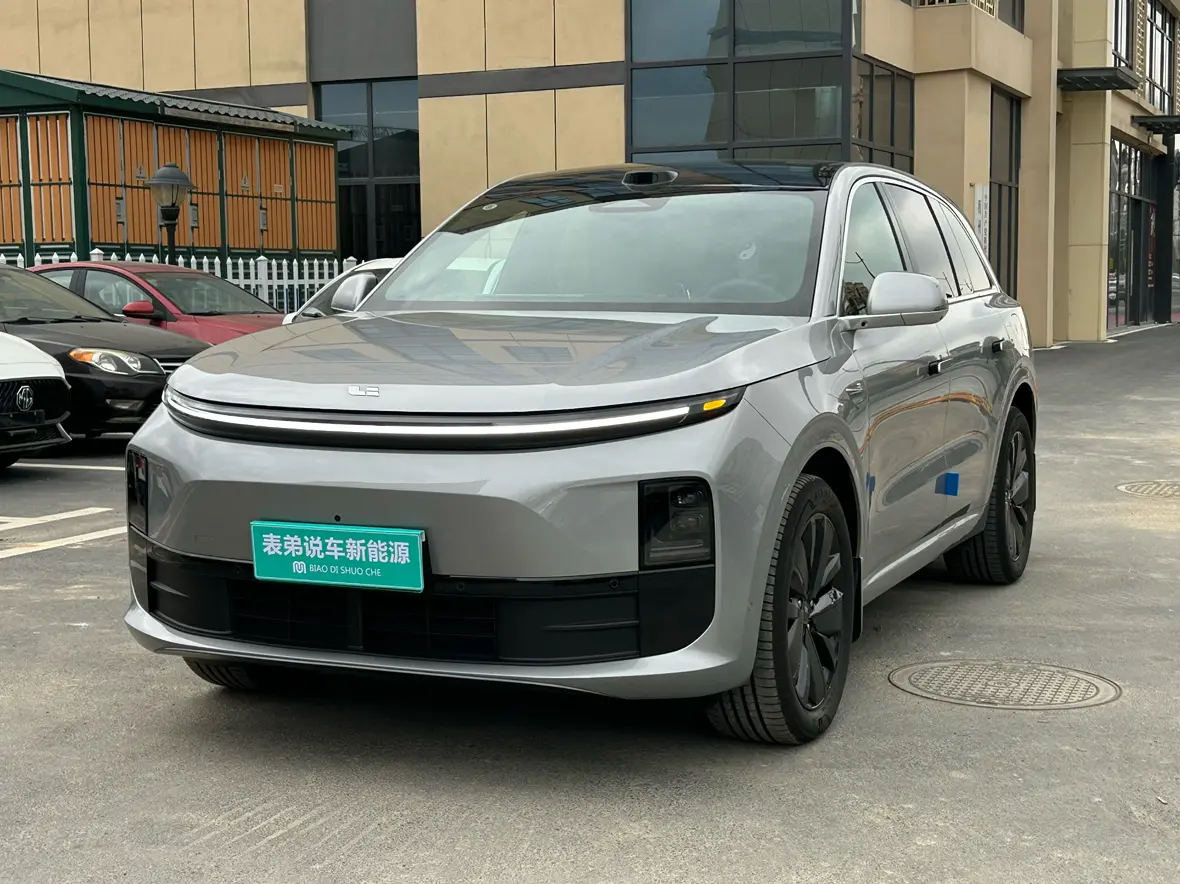 Li L6 (Ideal L6)  из Китая