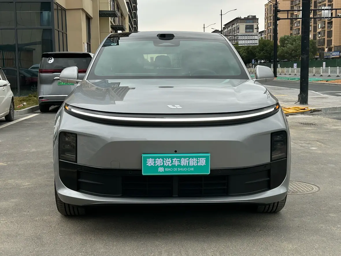 Li L6 (Ideal L6)  из Китая