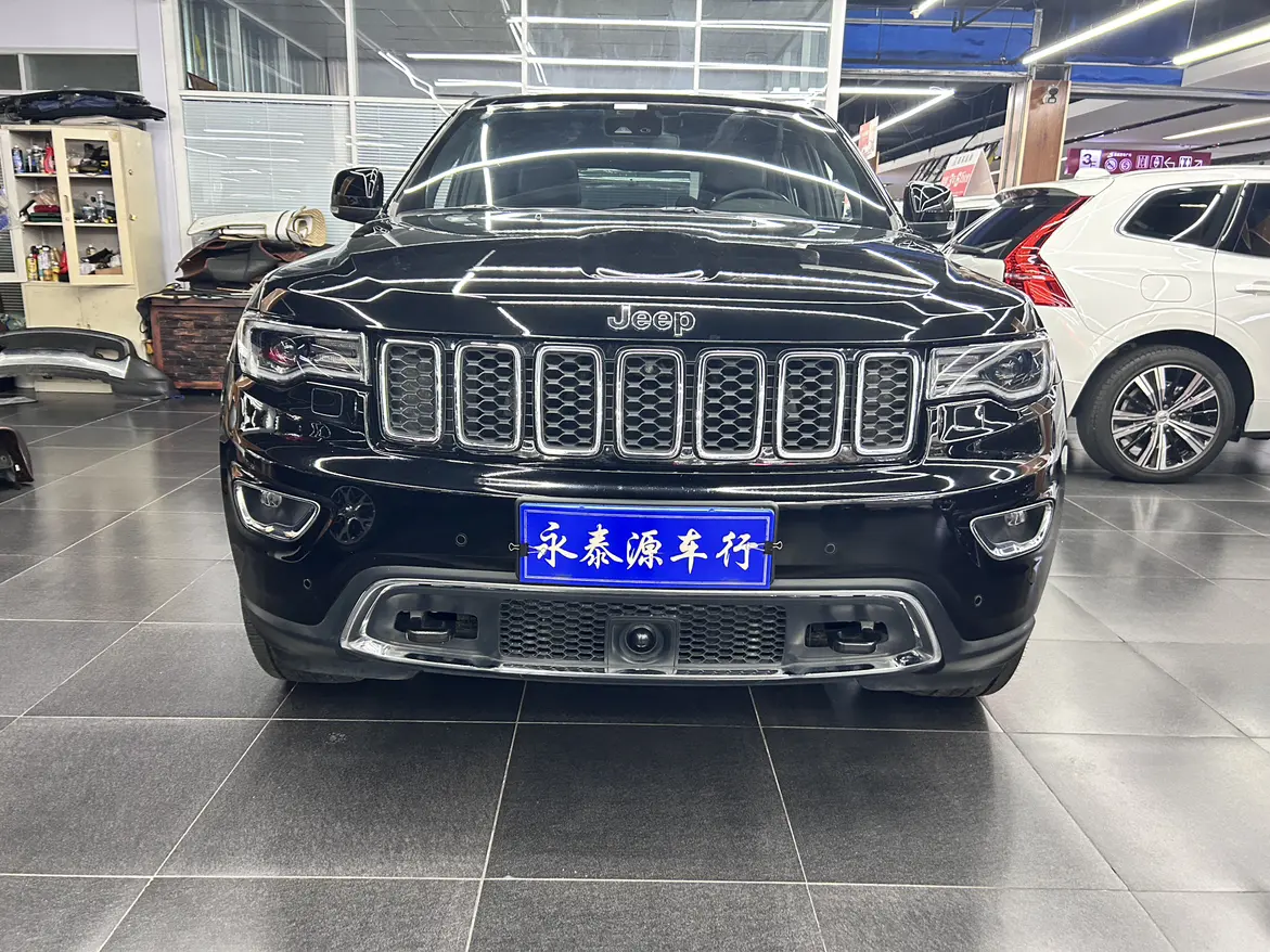 Jeep Grand Cherokee  из Китая