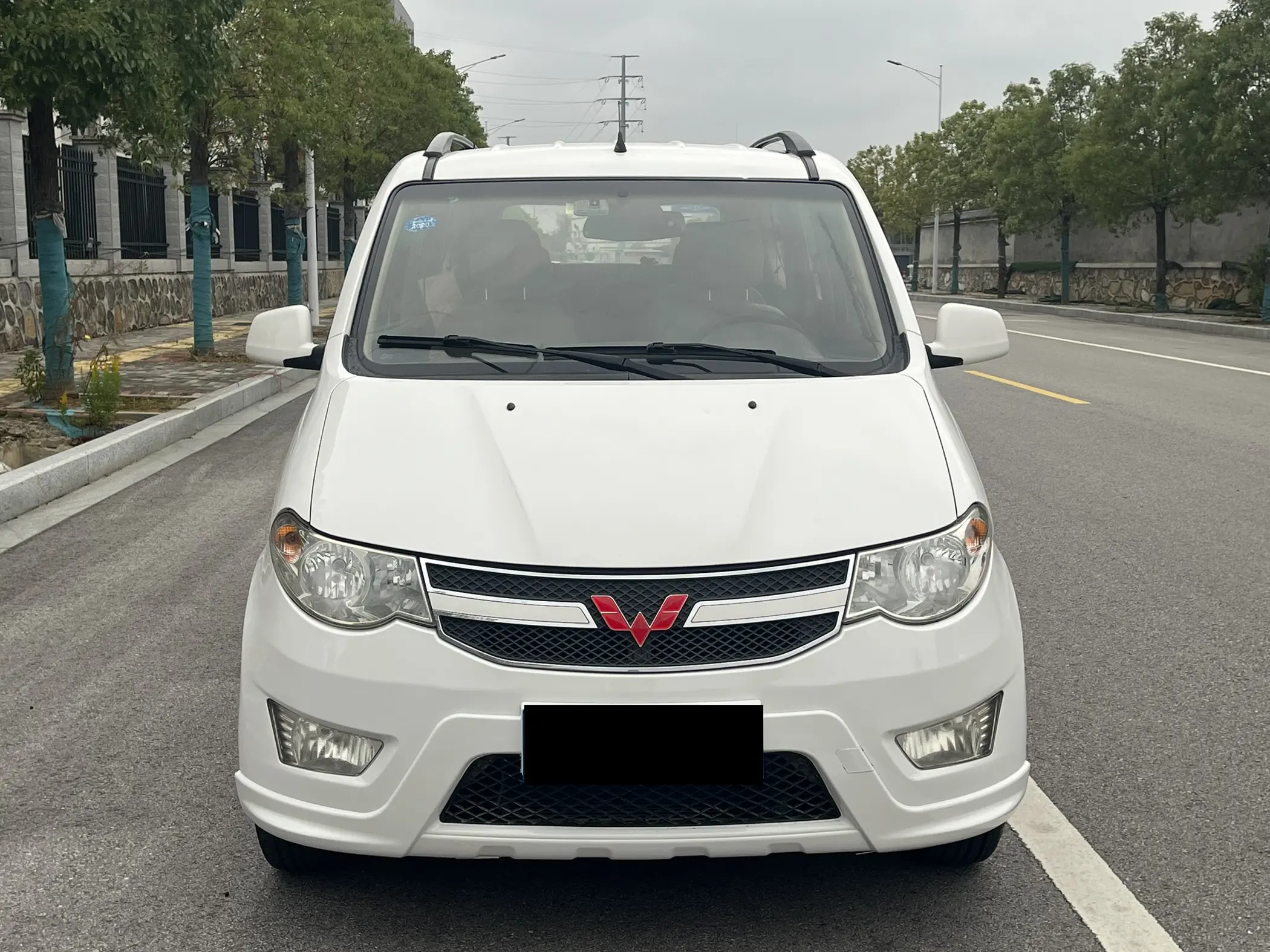 Wuling Hongguang  из Китая