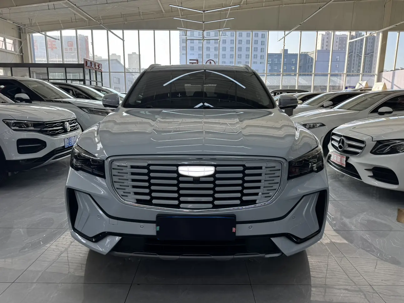 Geely Monjaro (Xingyue L)  из Китая