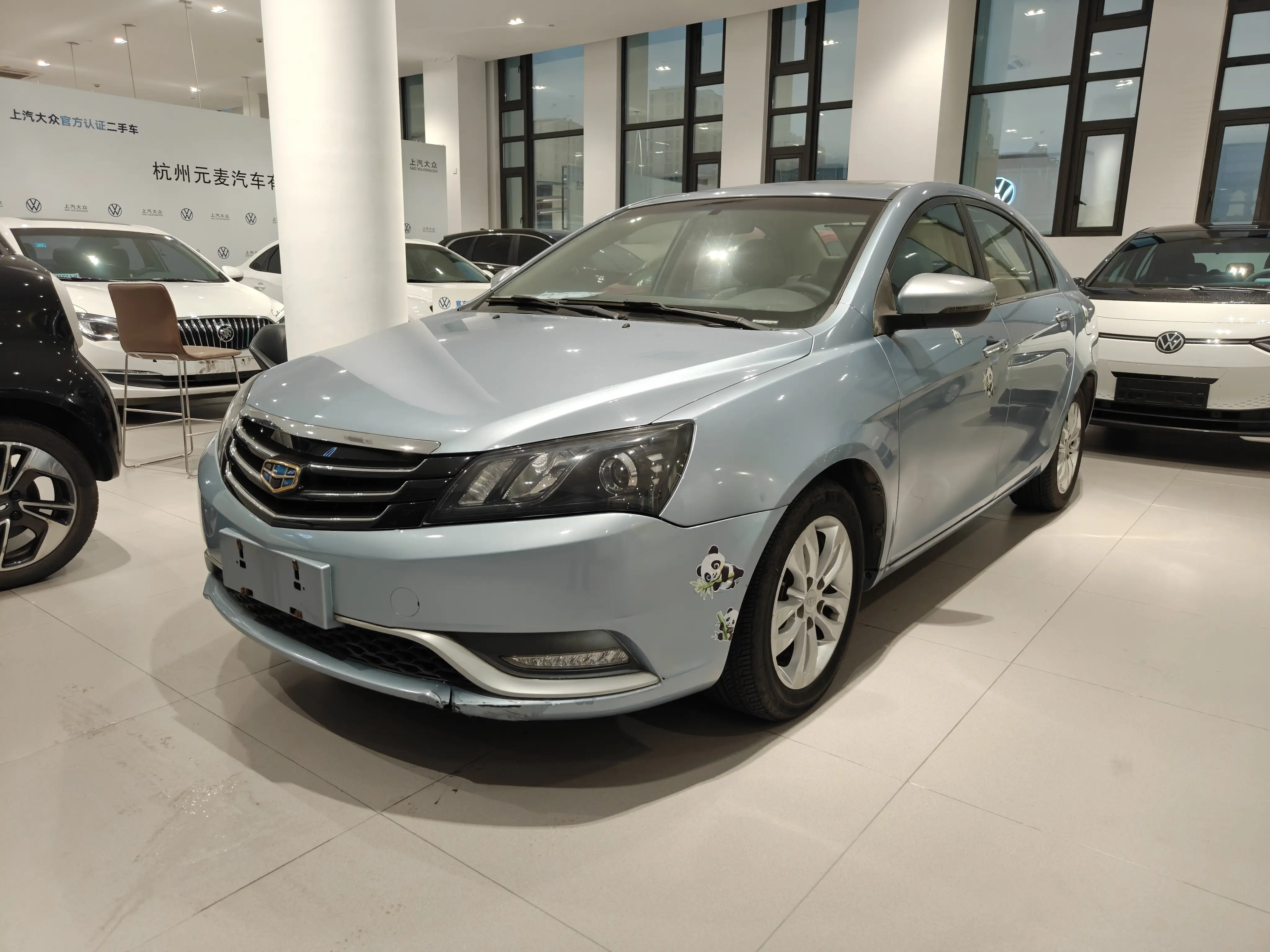 Geely Emgrand  из Китая