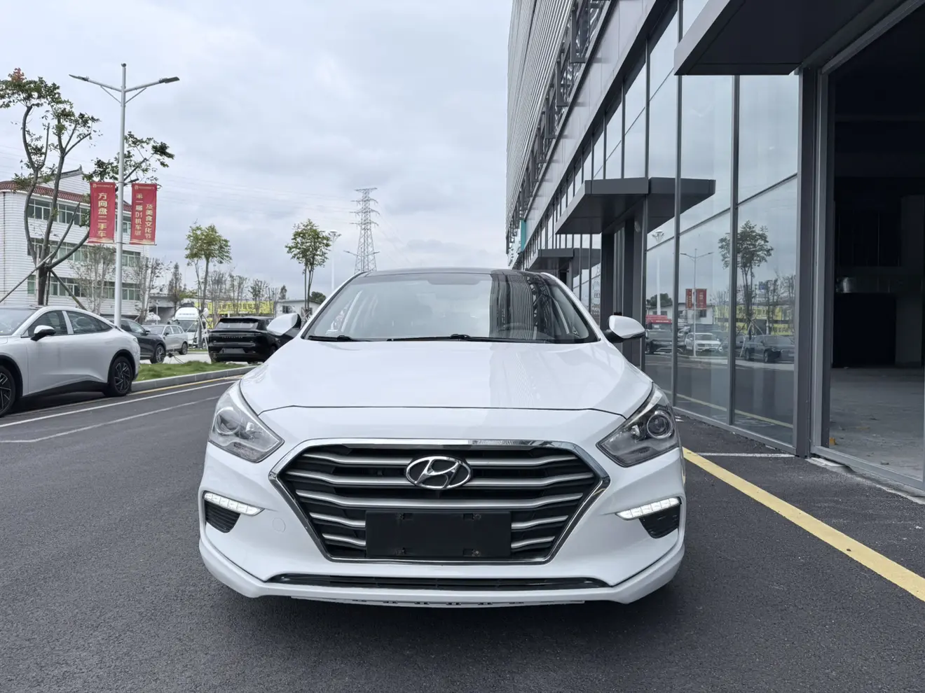 Hyundai Famous pictures  из Китая