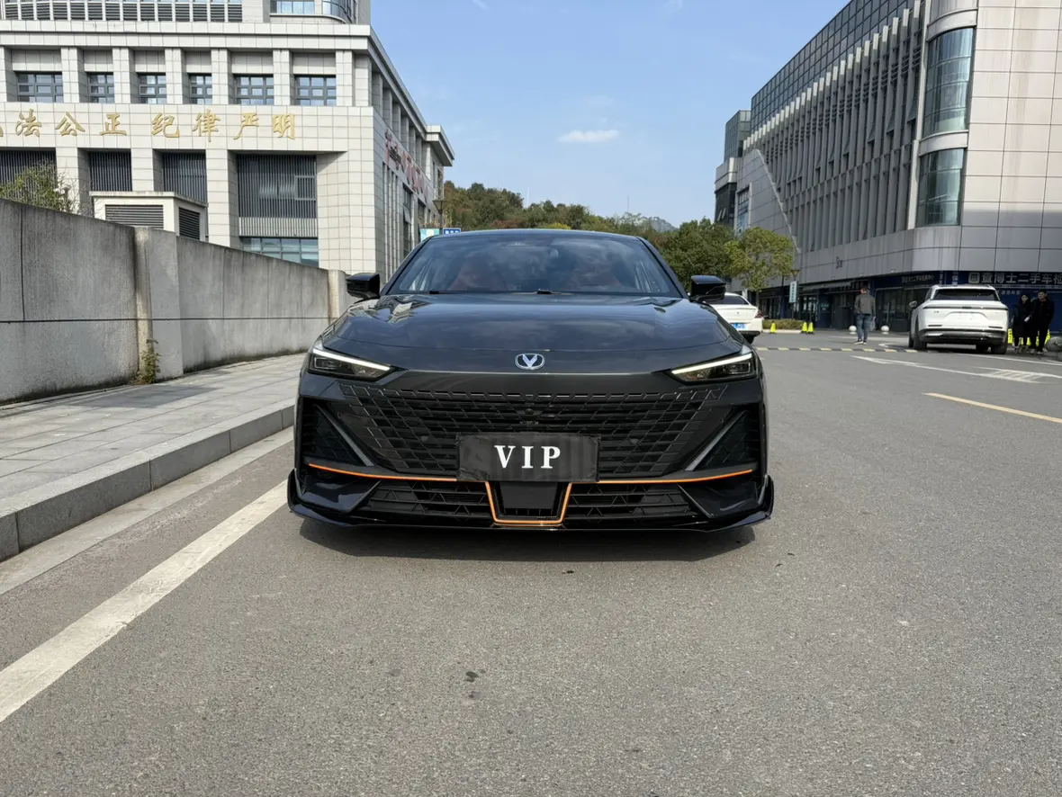 Changan UNI-V  из Китая