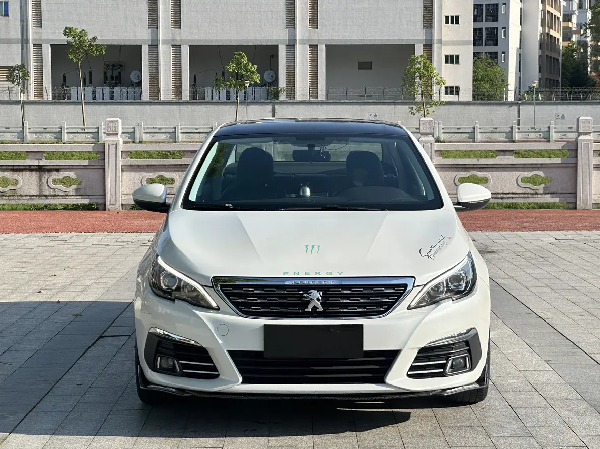 Peugeot 308  из Китая