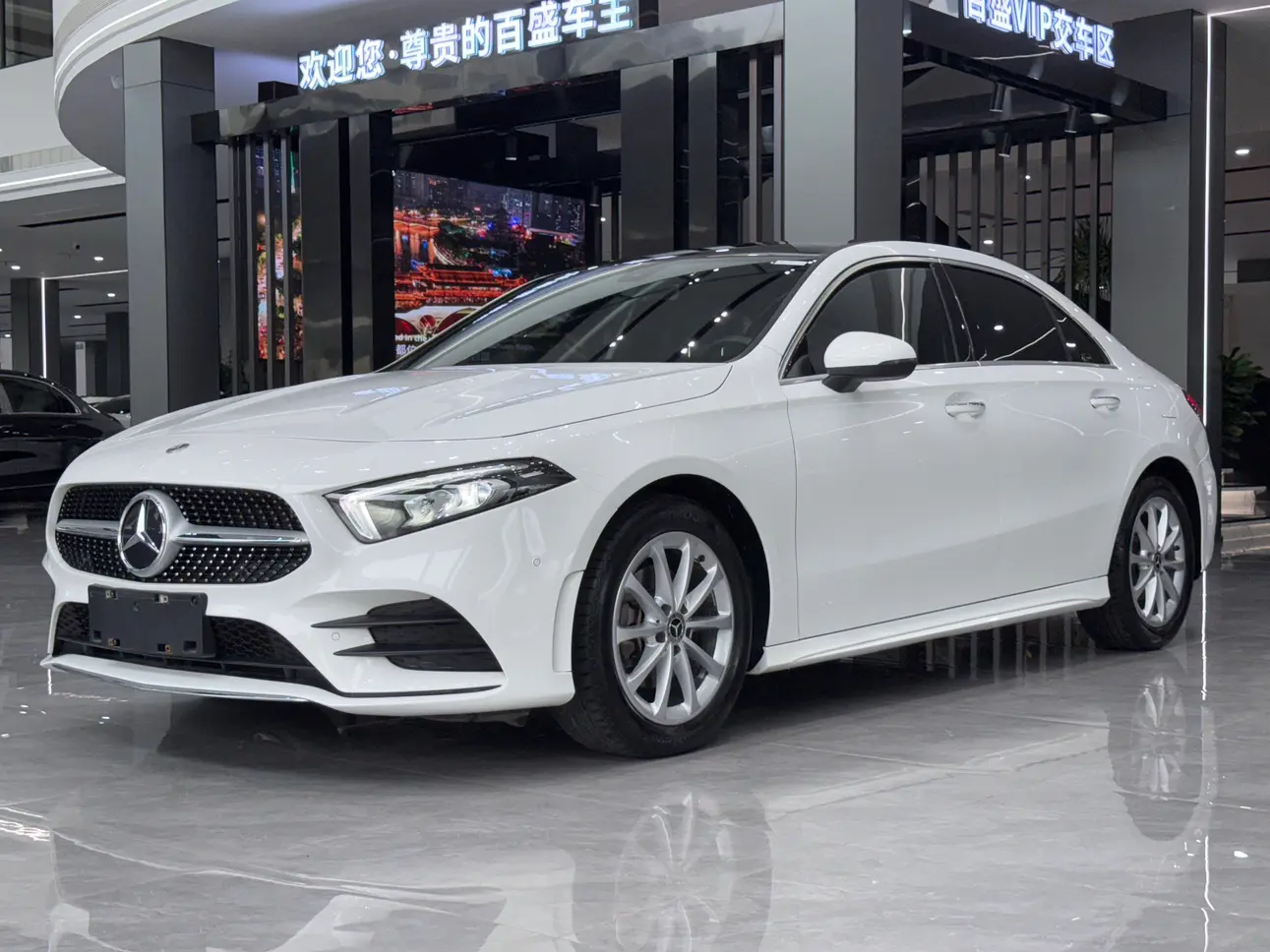 Mercedes-Benz Mercedes Benz A Class  из Китая