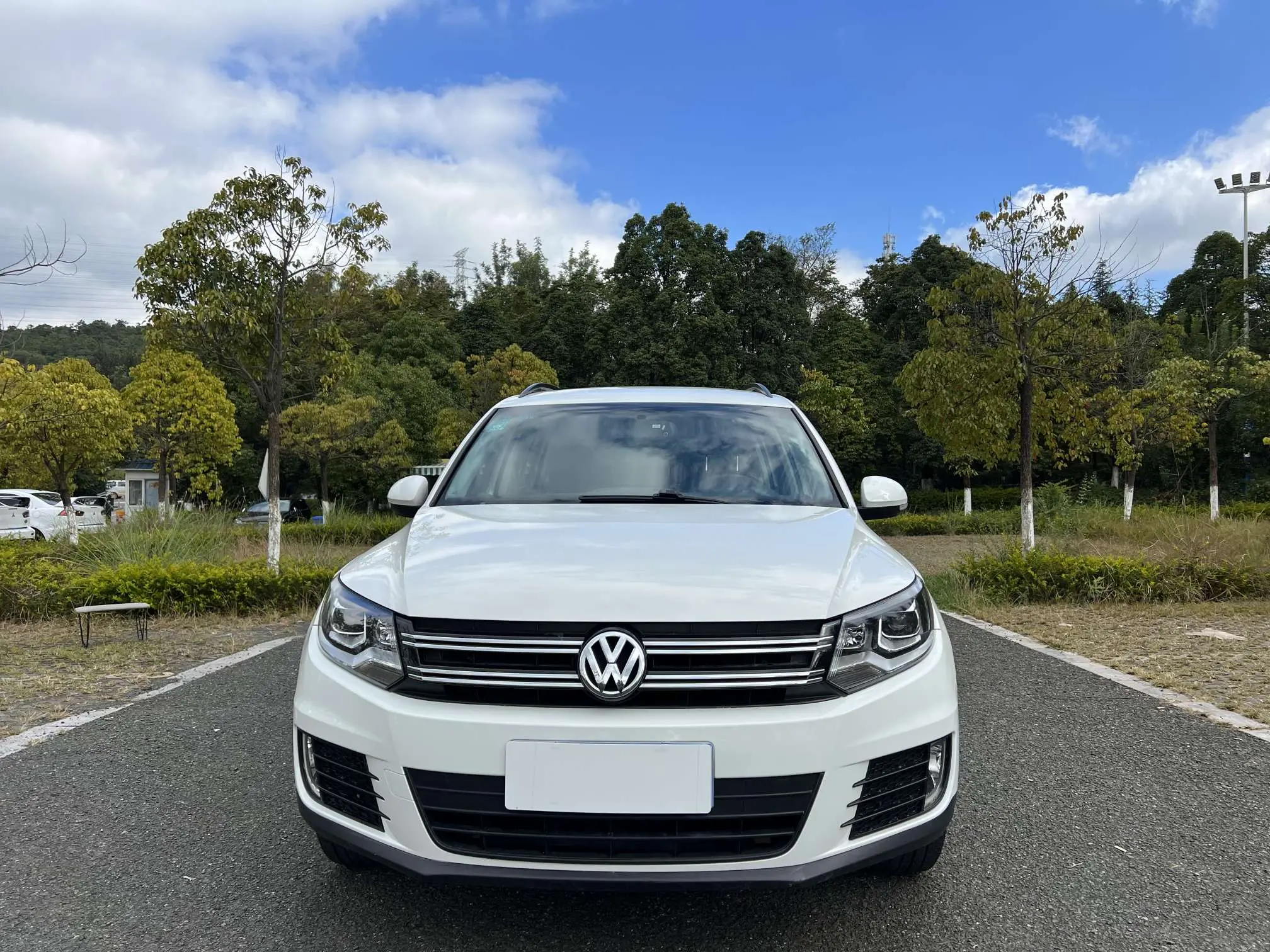 Volkswagen Tiguan  из Китая