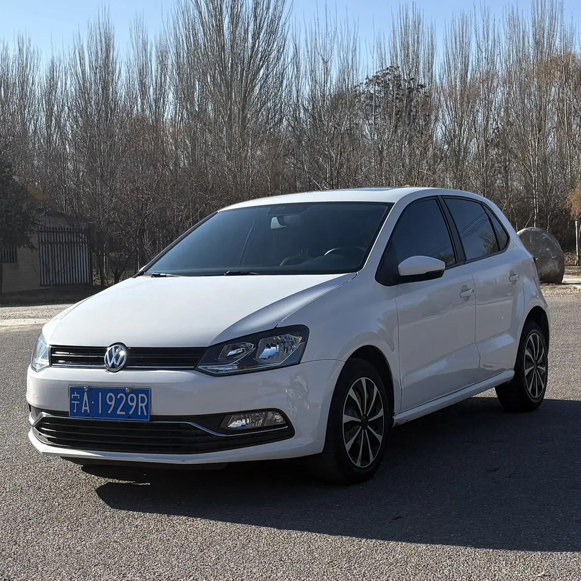 Volkswagen Polo  из Китая