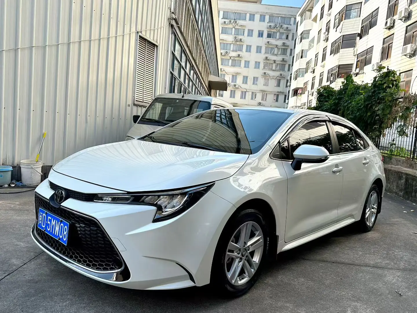 Toyota Levin (Lei Ling)  из Китая