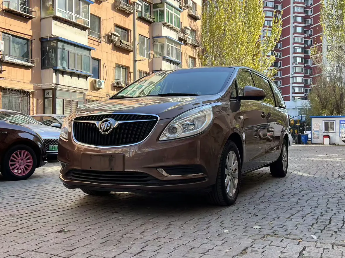 Buick GL8  из Китая