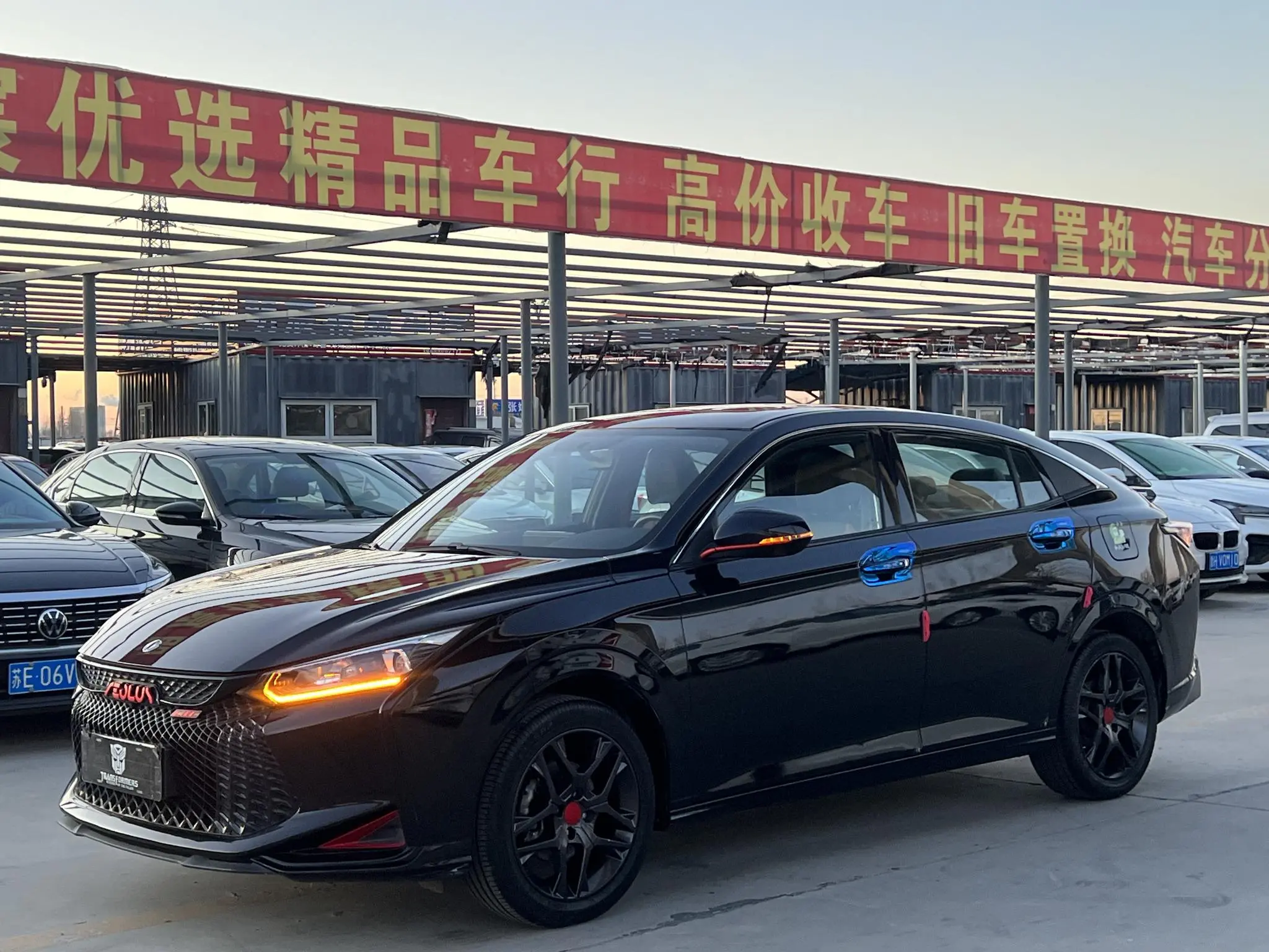 Dongfeng Yixuan  из Китая