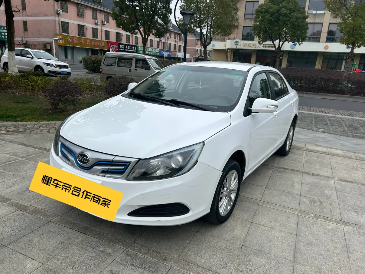 BYD e5  из Китая