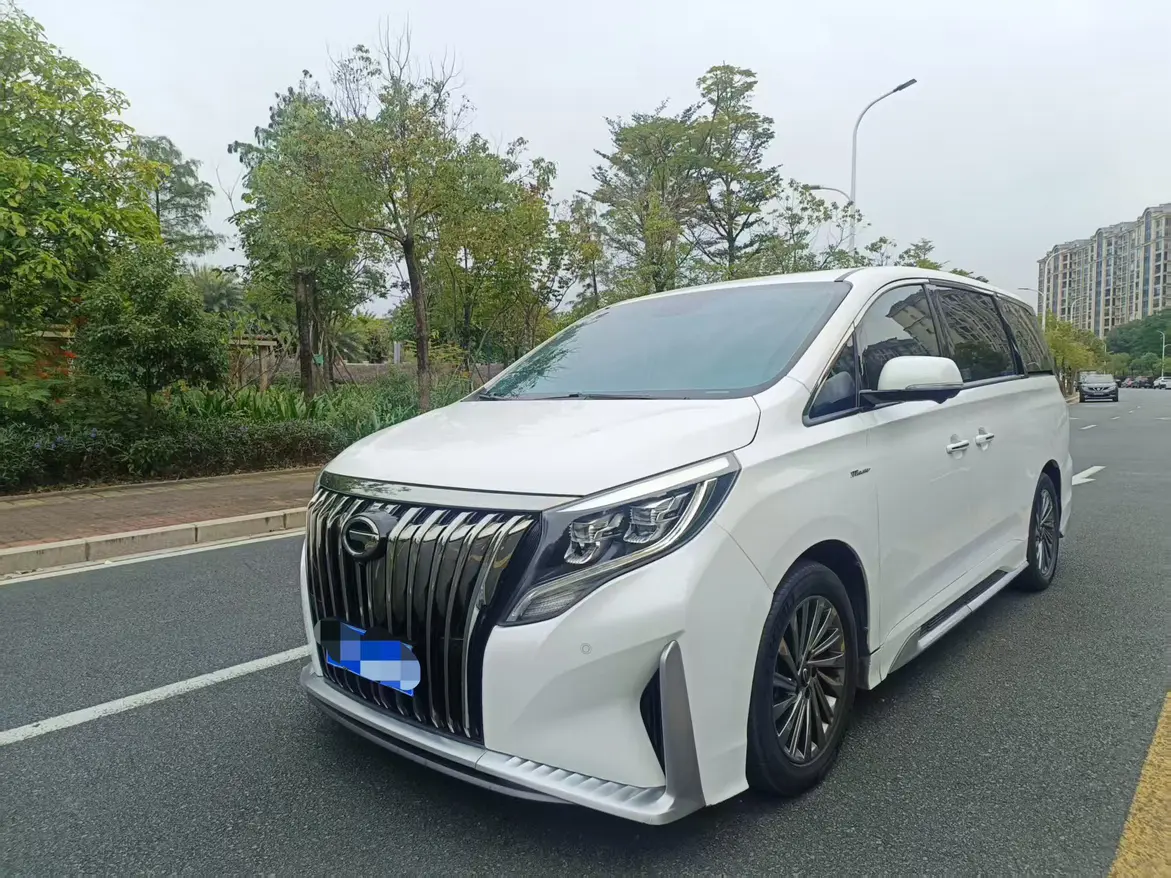 GAC Trumpchi M8  из Китая