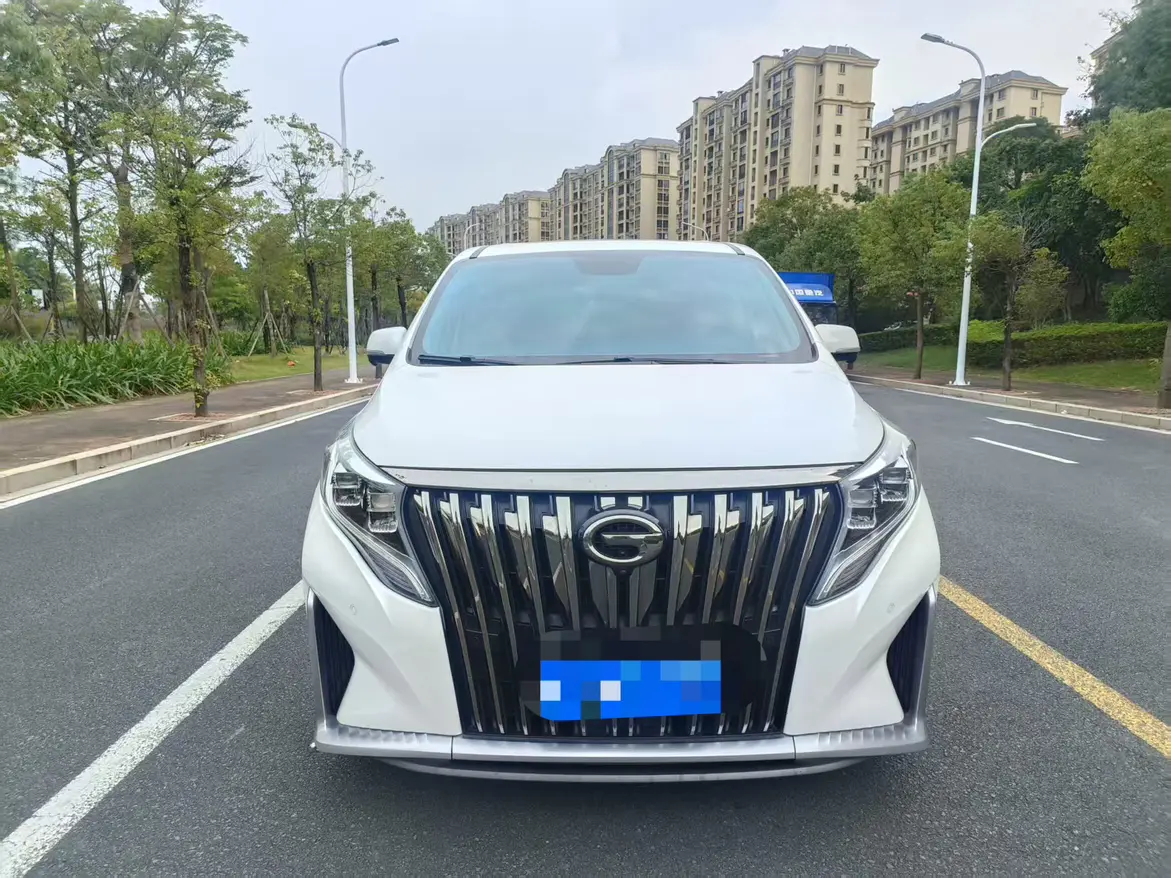 GAC Trumpchi M8  из Китая