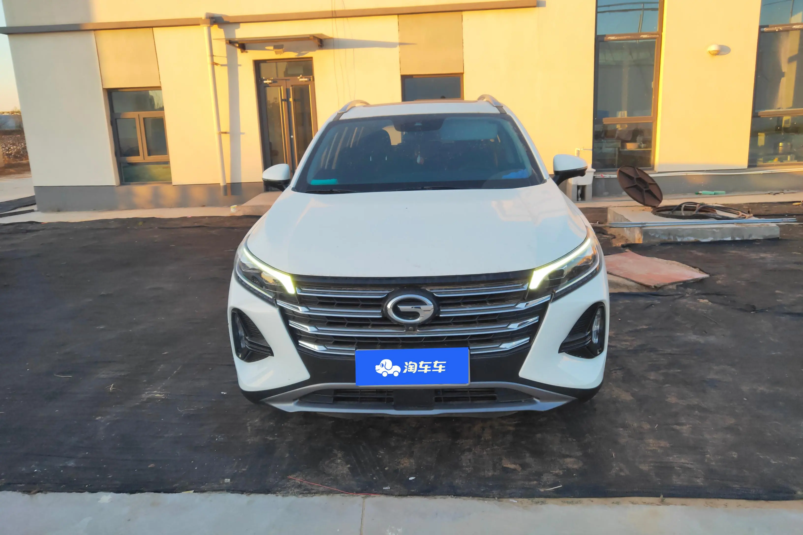 GAC Trumpchi GS4  из Китая