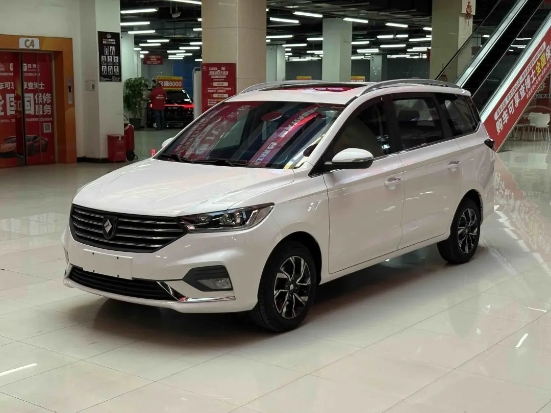 Baojun 360  из Китая
