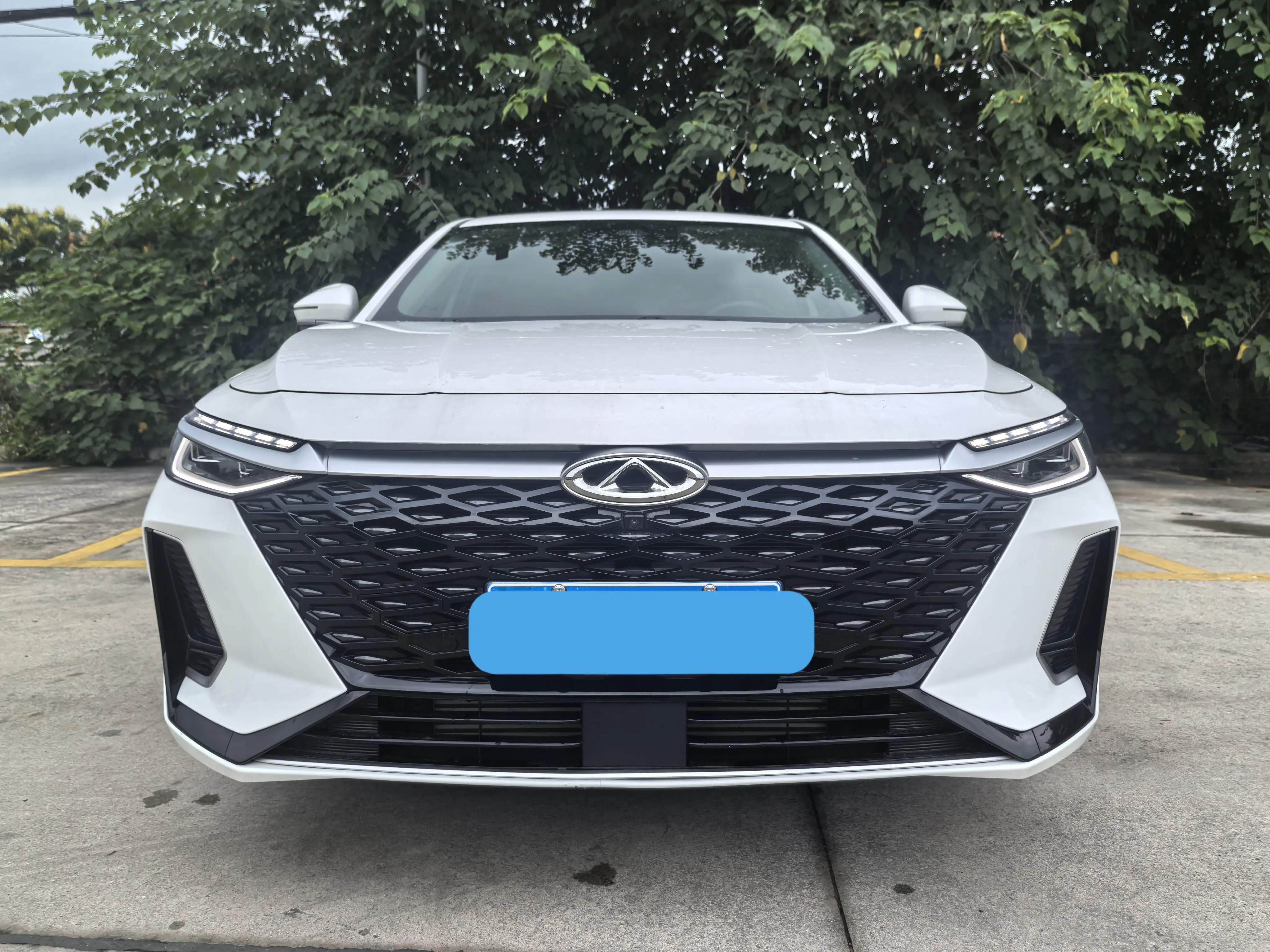 Chery Arrizo 8  из Китая