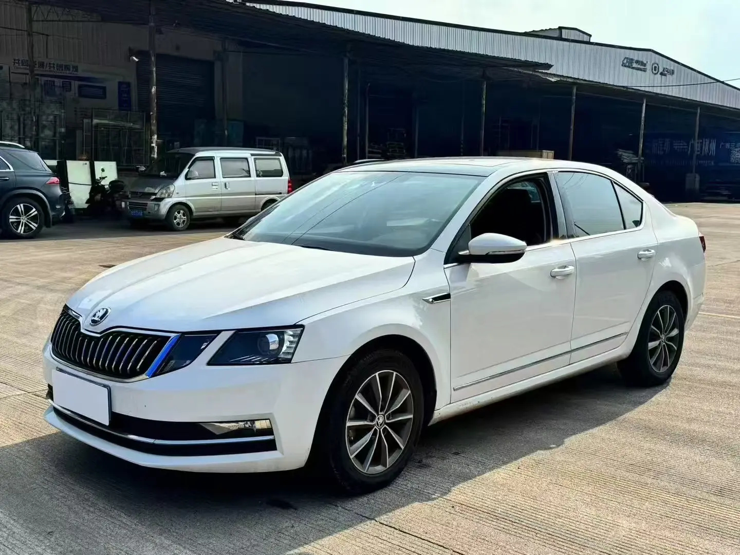 Skoda Octavia  из Китая