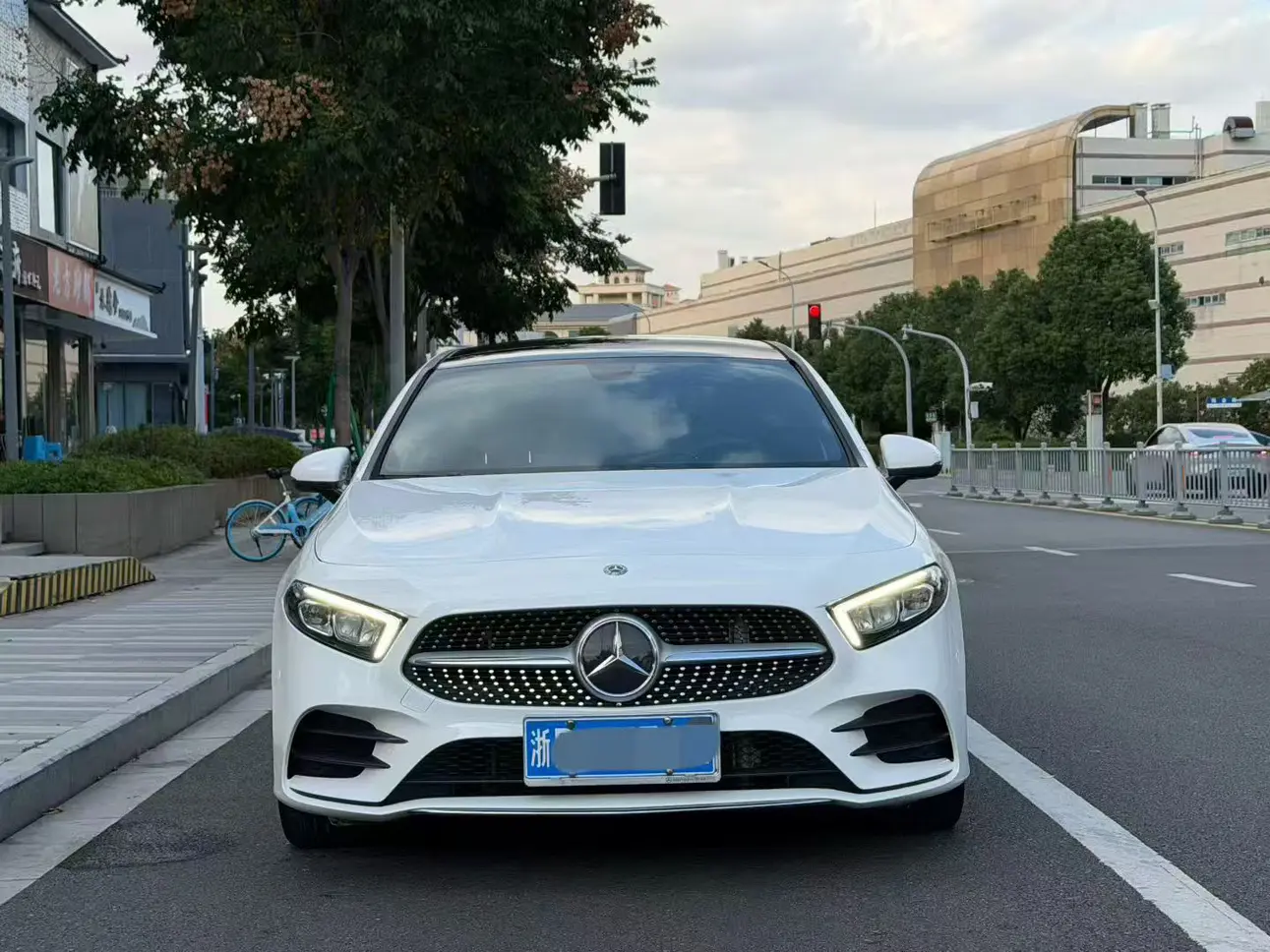 Mercedes-Benz Mercedes Benz A Class  из Китая
