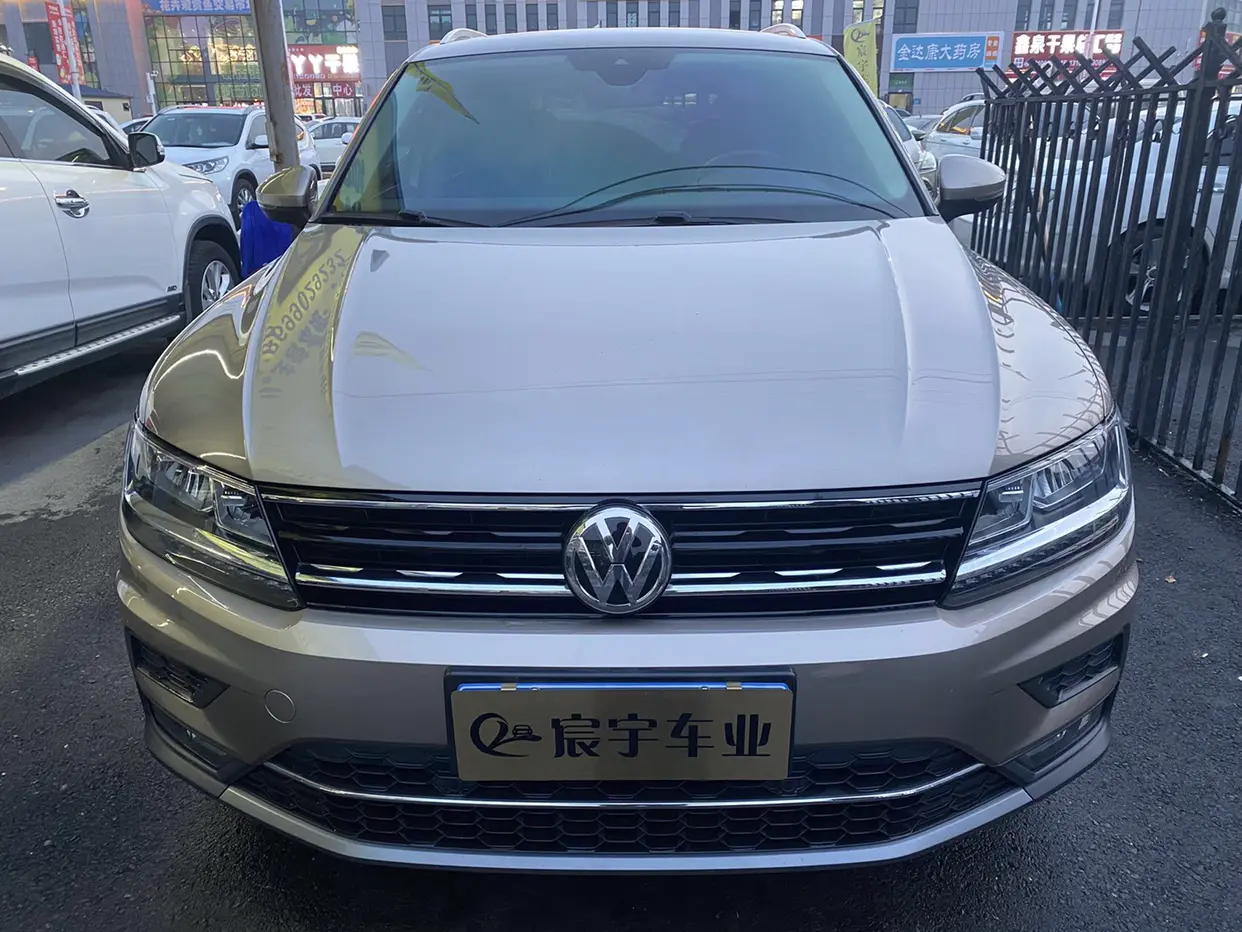 Volkswagen Tiguan  из Китая