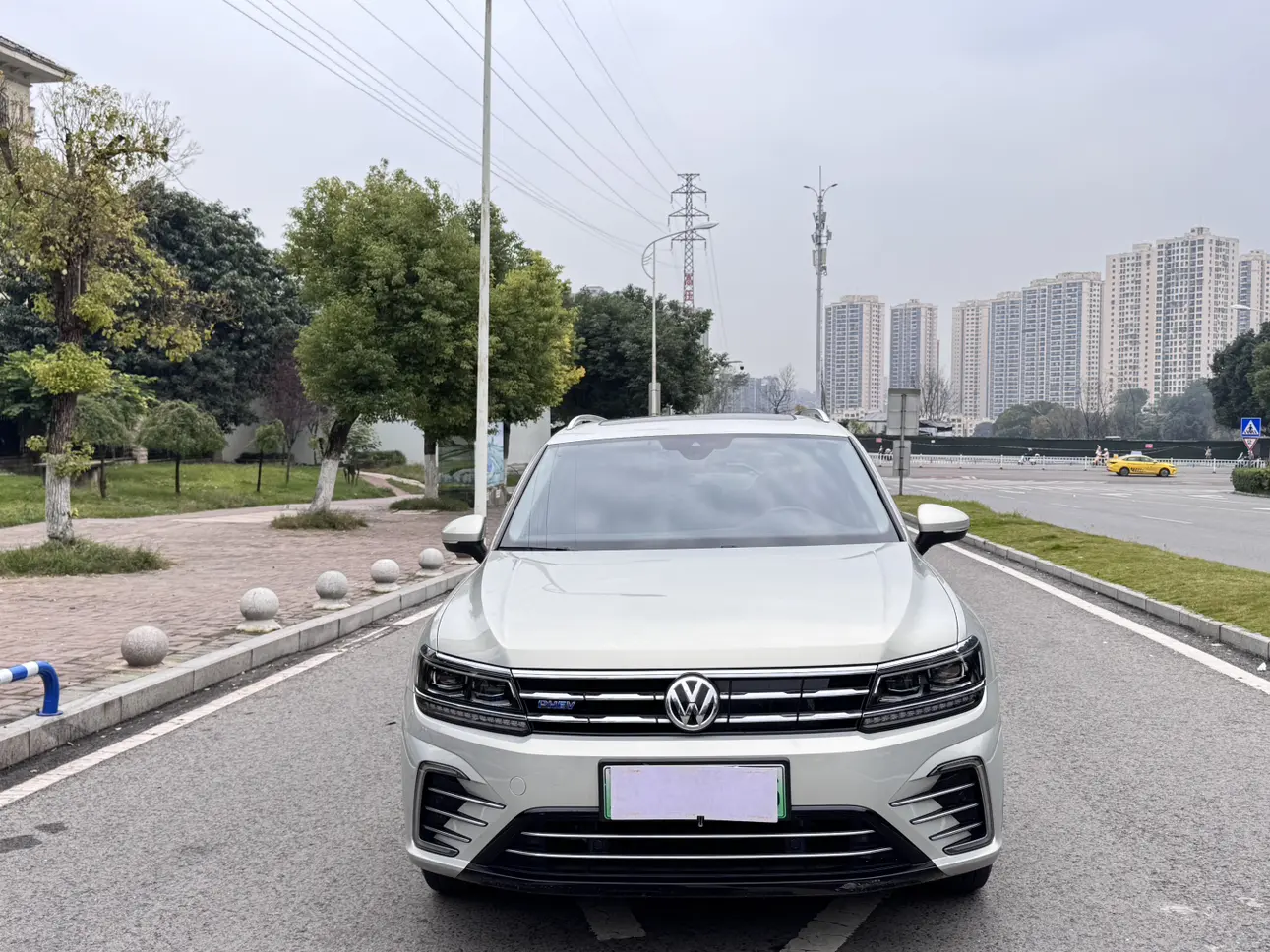 Volkswagen Tiguan L PHEV  из Китая