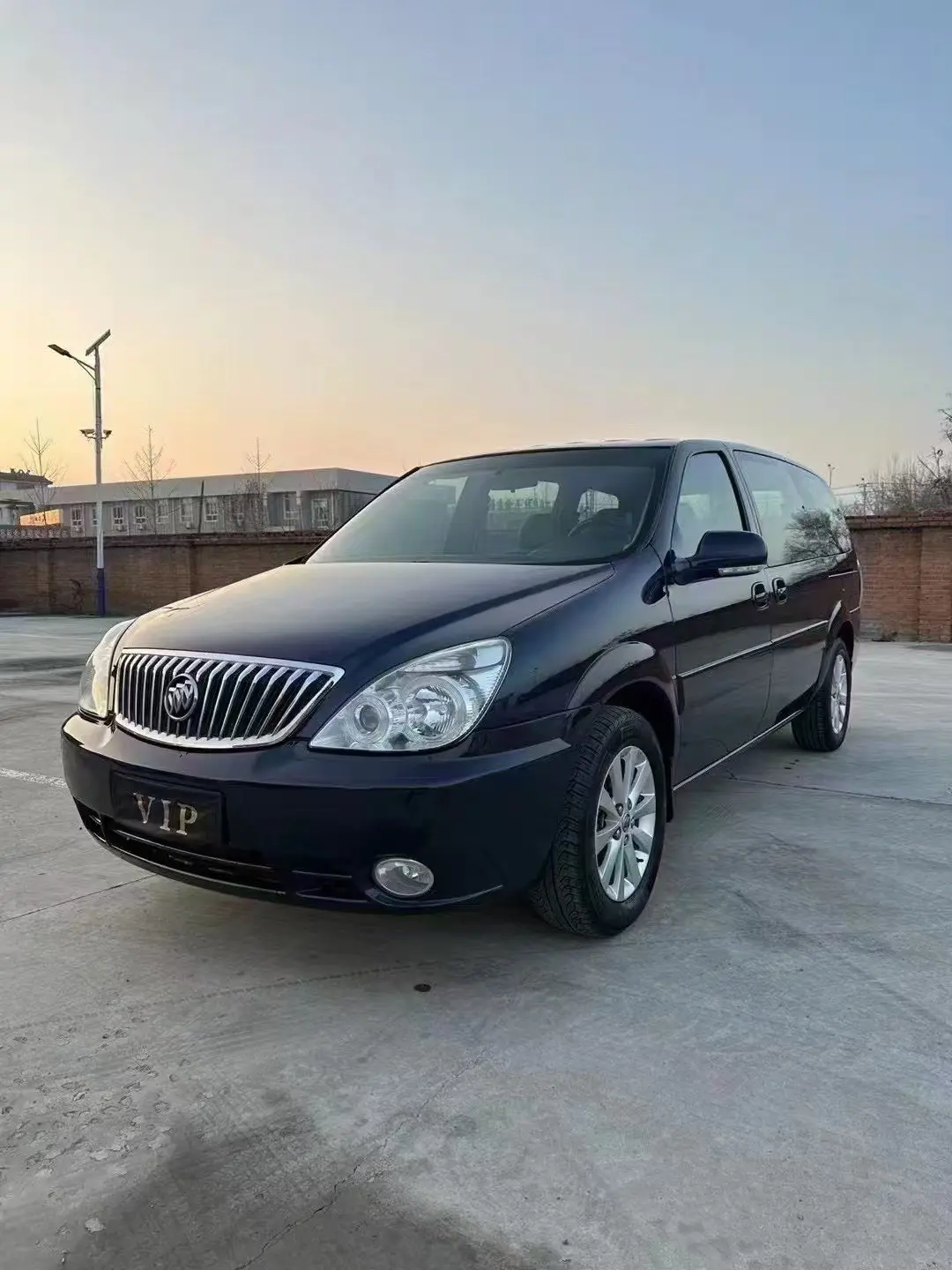 Buick GL8  из Китая