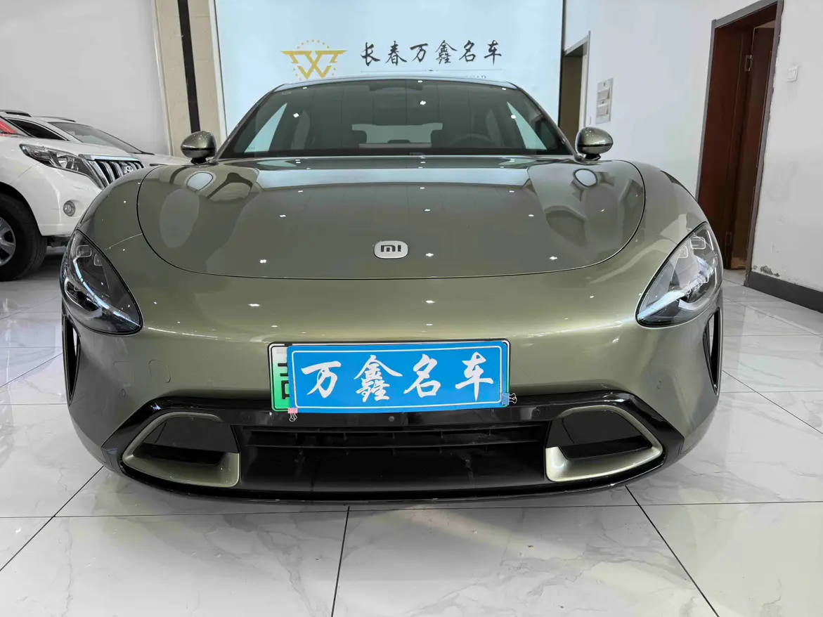 Xiaomi car Xiaomi SU7  из Китая