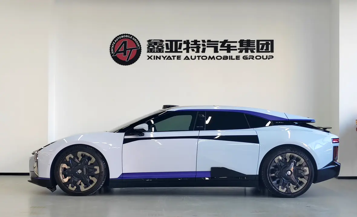 HiPhi Z  из Китая