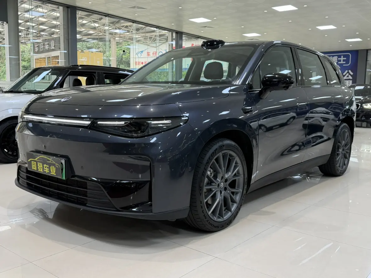 Leapmotor Zero running C10  из Китая