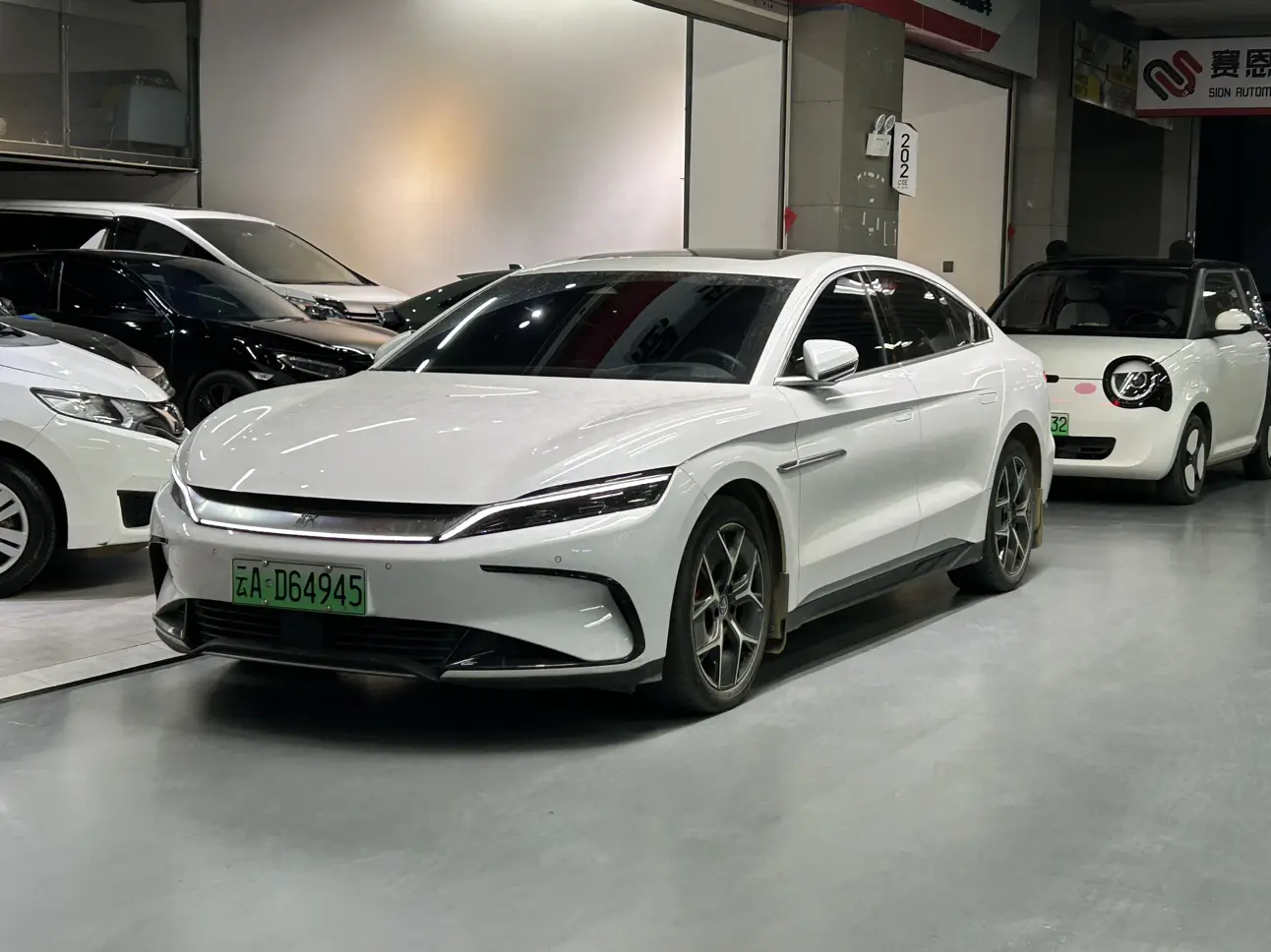 BYD Han EV