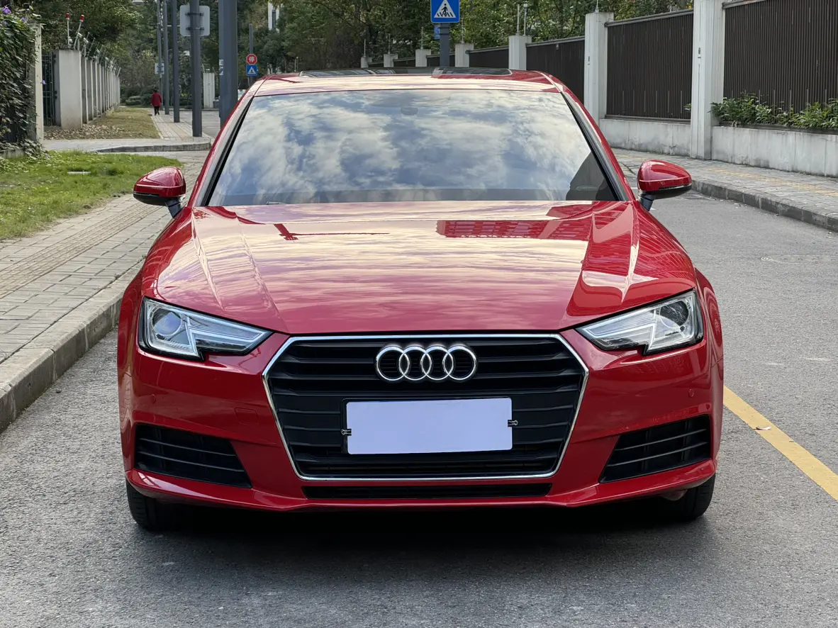 Audi A4L  из Китая