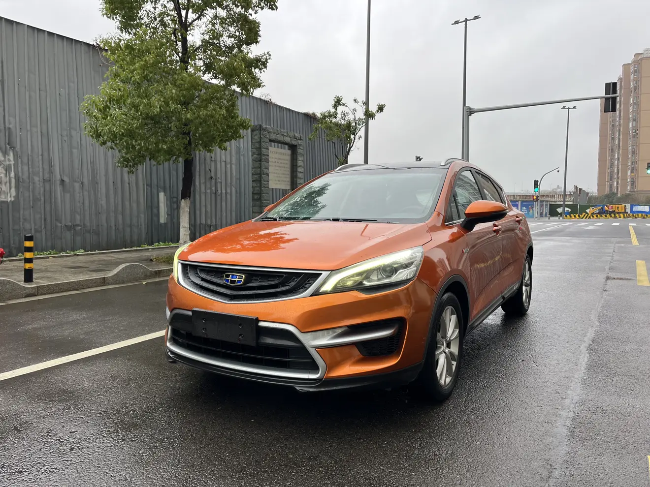 Geely Emgrand GS  из Китая