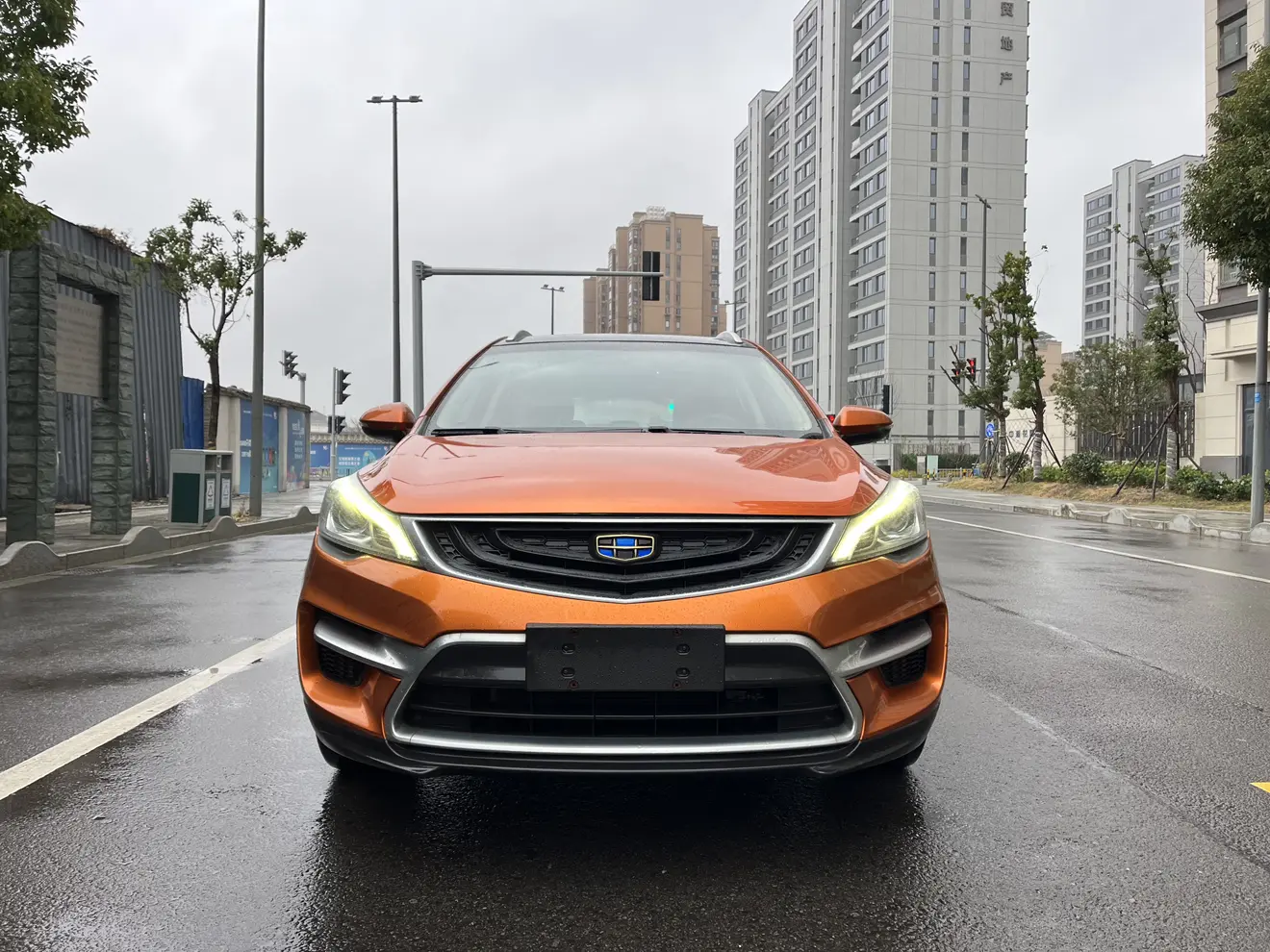 Geely Emgrand GS  из Китая