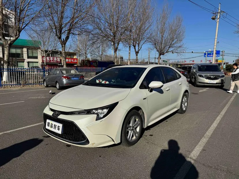 Toyota Levin (Lei Ling)  из Китая