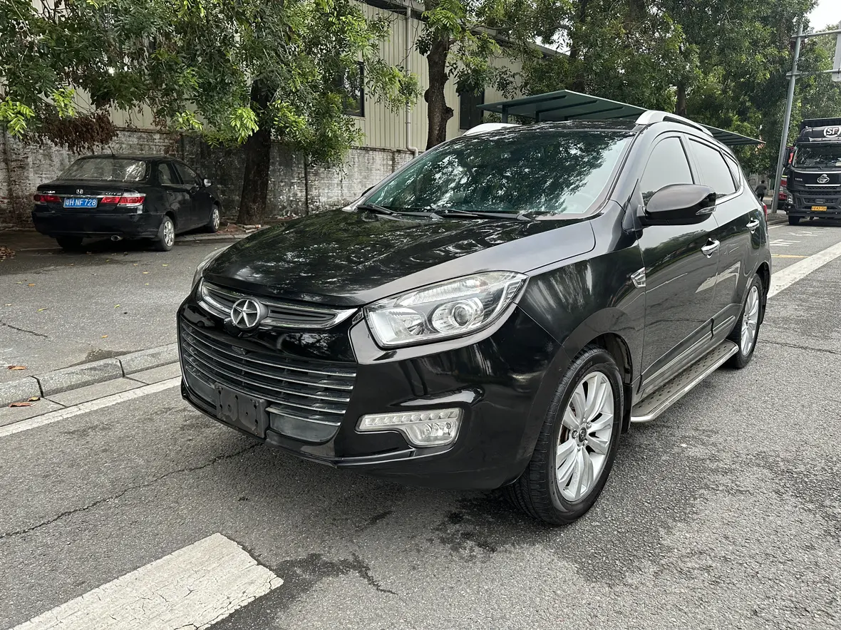 Jiangxi Ruifeng S5  из Китая