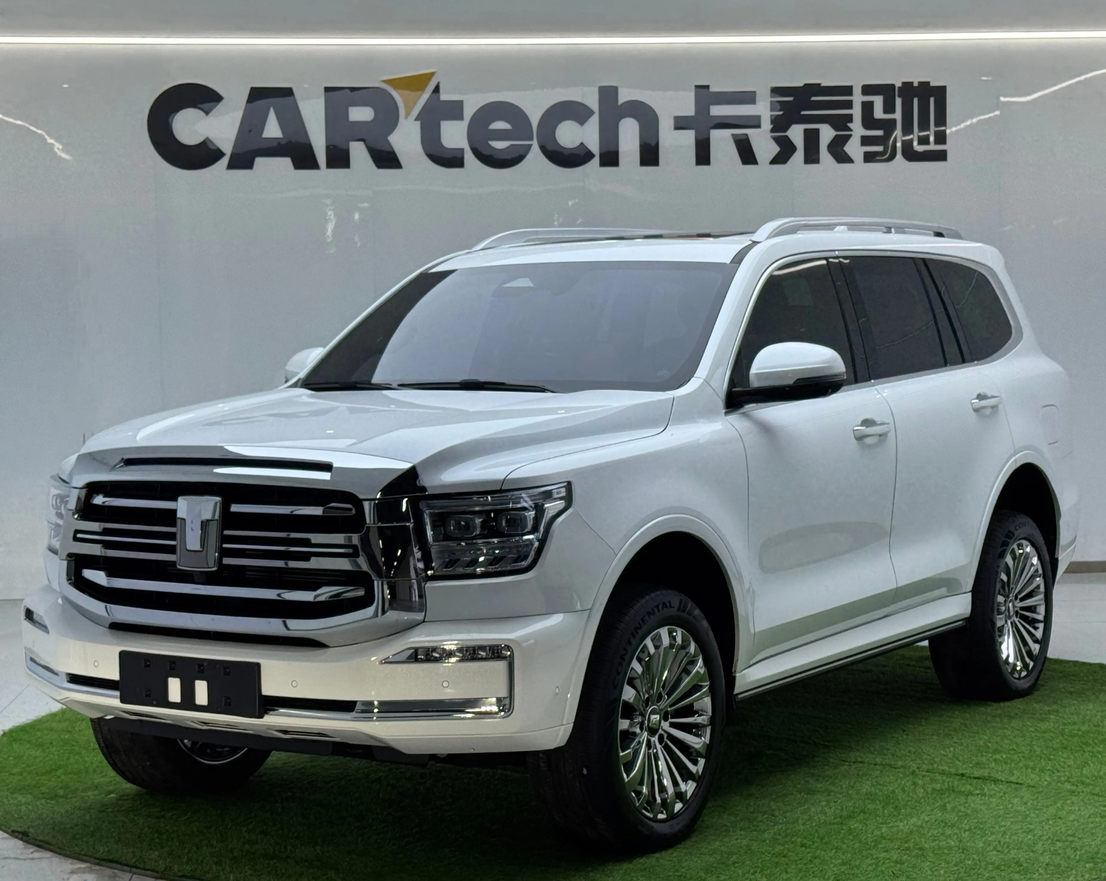 Tank 500 Hi4-T  из Китая