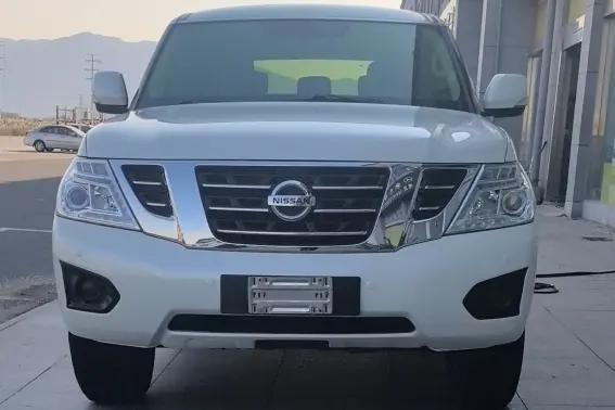 Nissan Patrol  из Китая