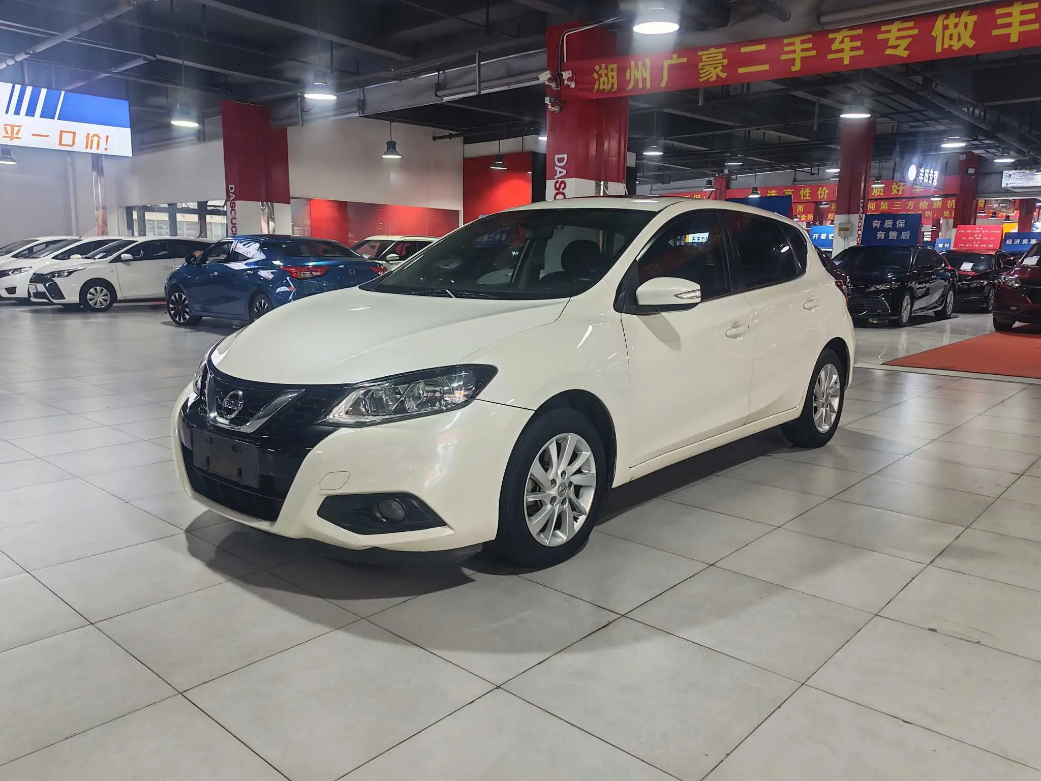 Nissan Tiida  из Китая