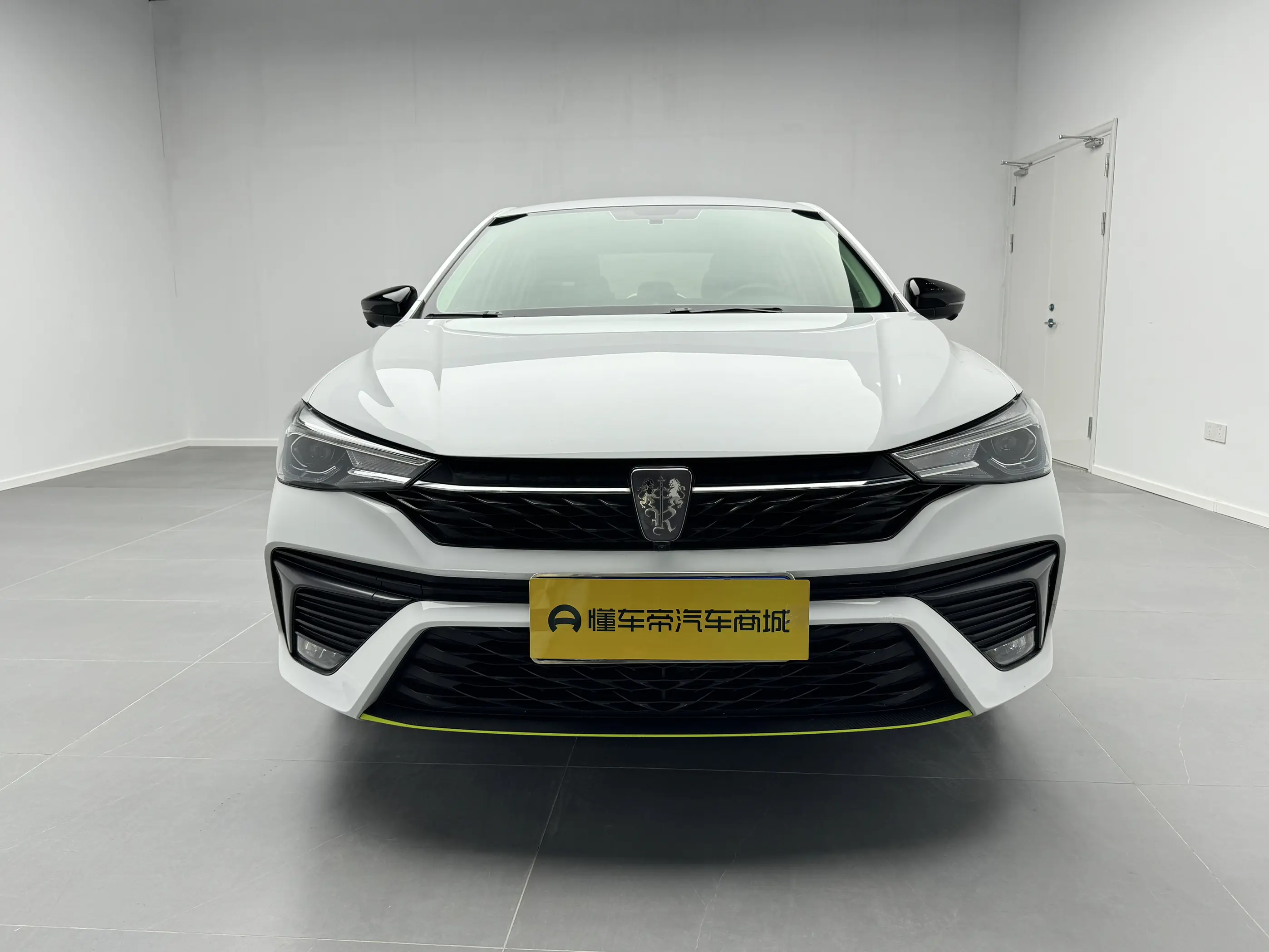 Roewe i5  из Китая