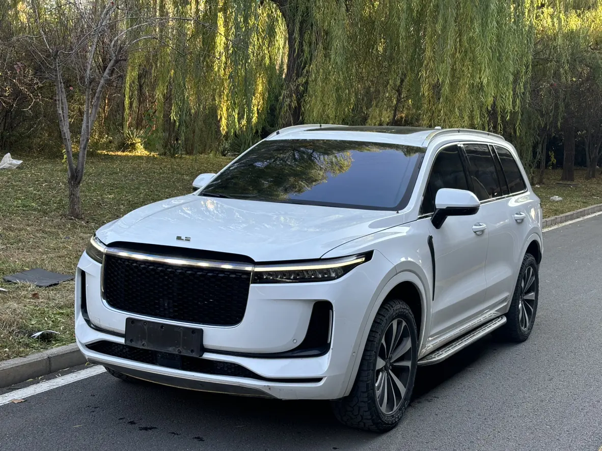 Li ONE (Ideal ONE)  из Китая