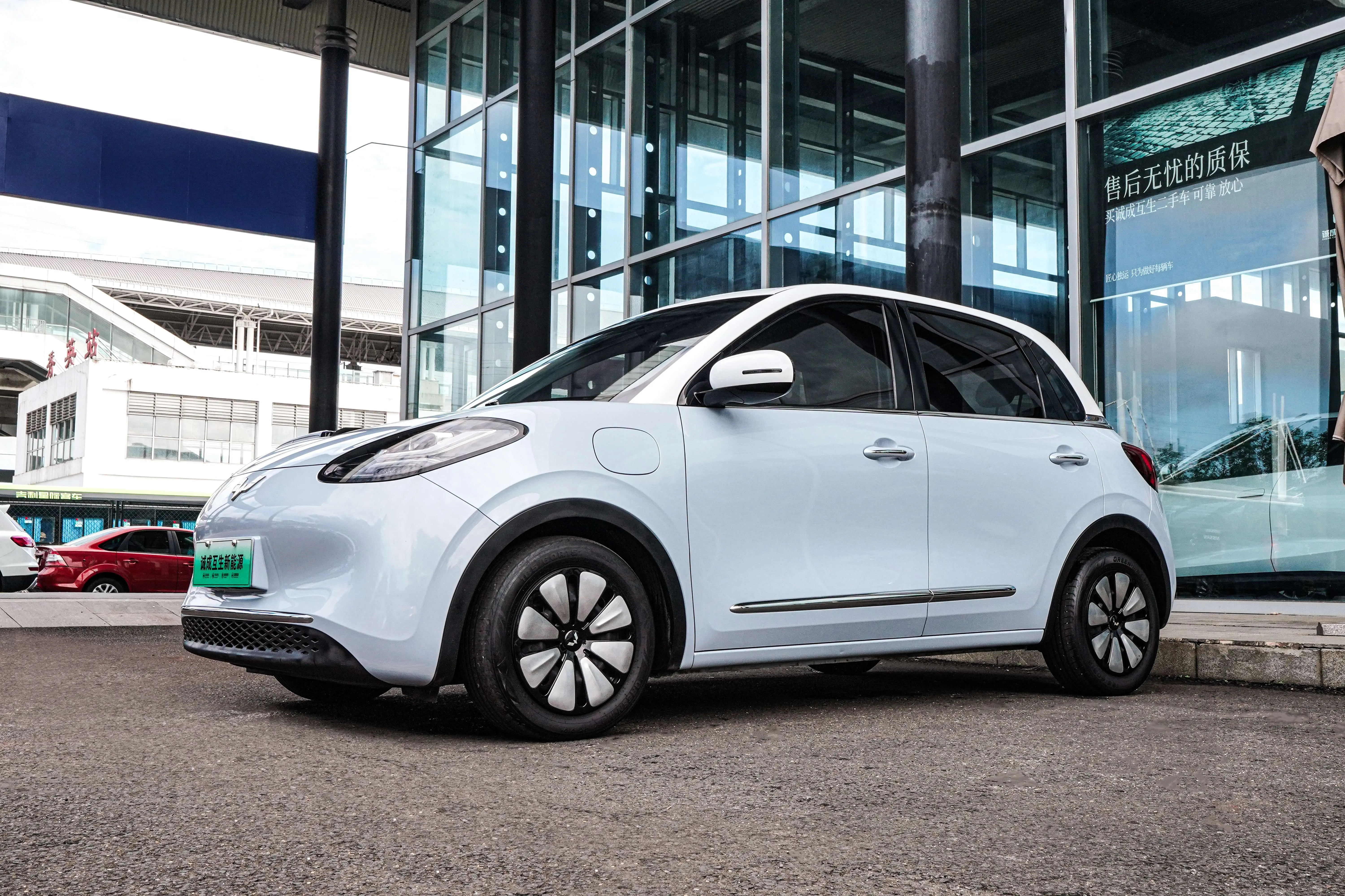 Wuling Bingo  из Китая