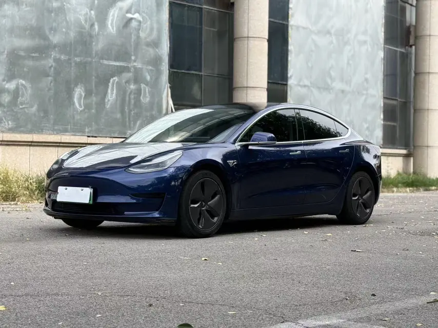 Tesla Model 3  из Китая