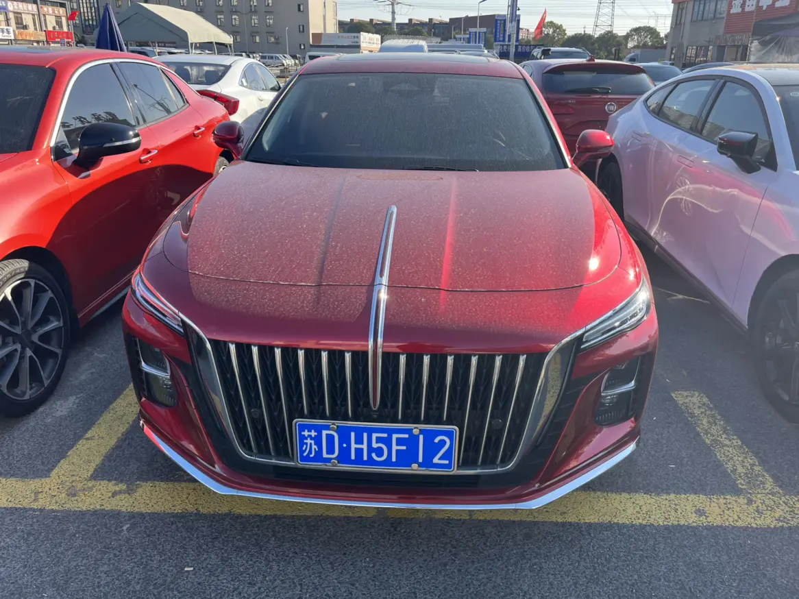 Hongqi H5  из Китая