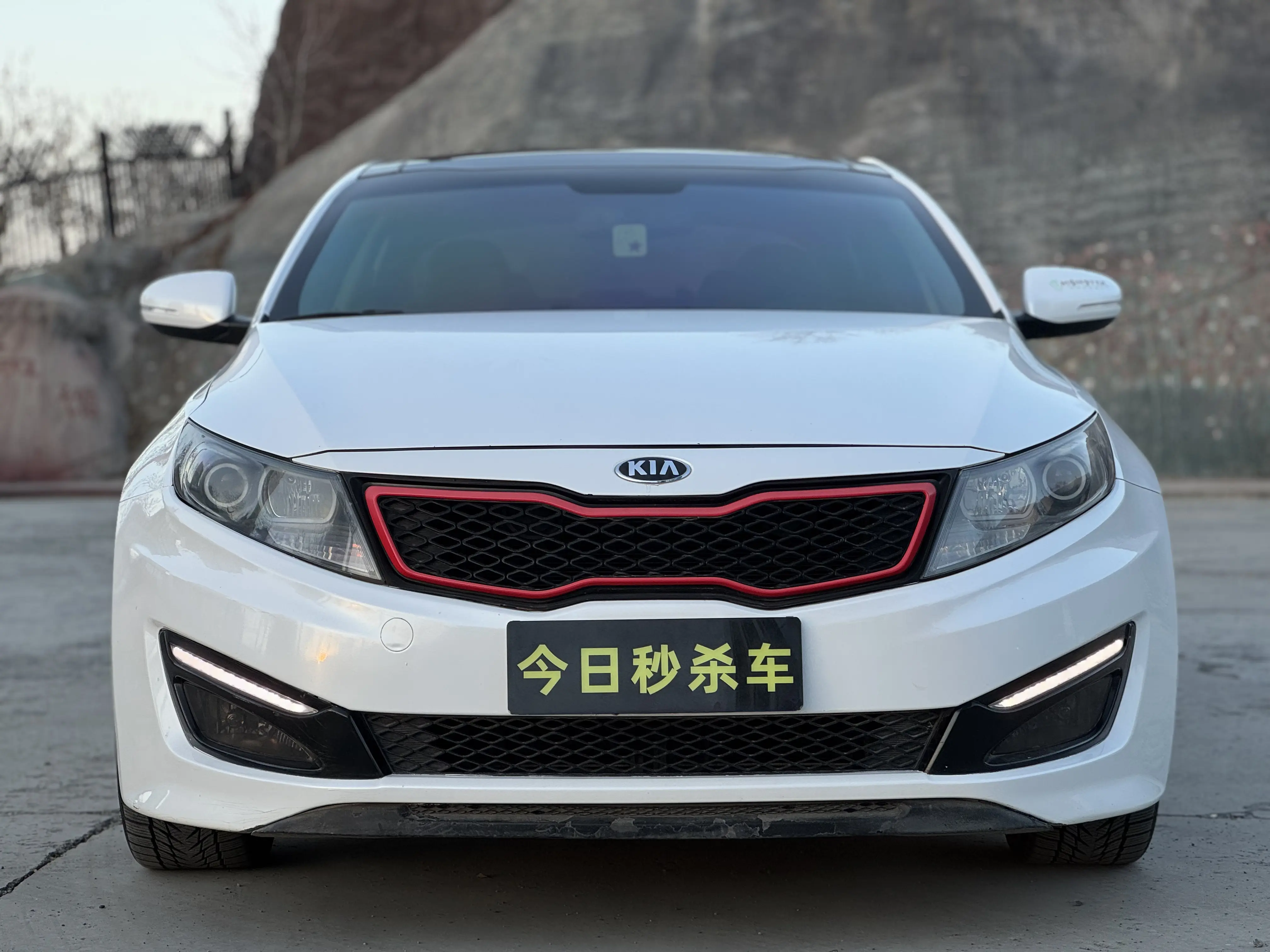 Kia K5  из Китая
