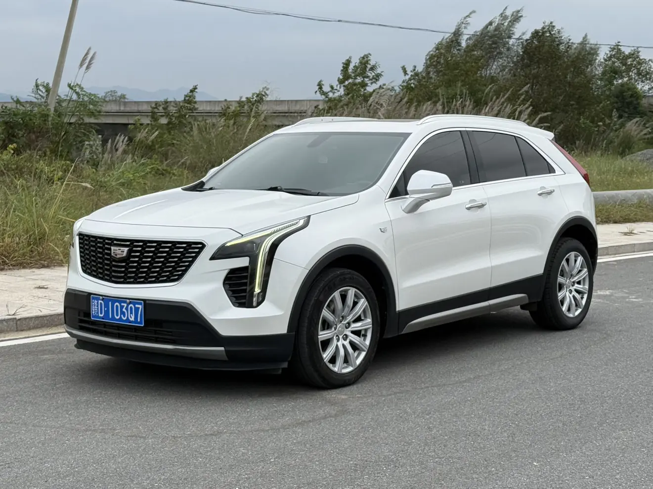 Cadillac XT4  из Китая